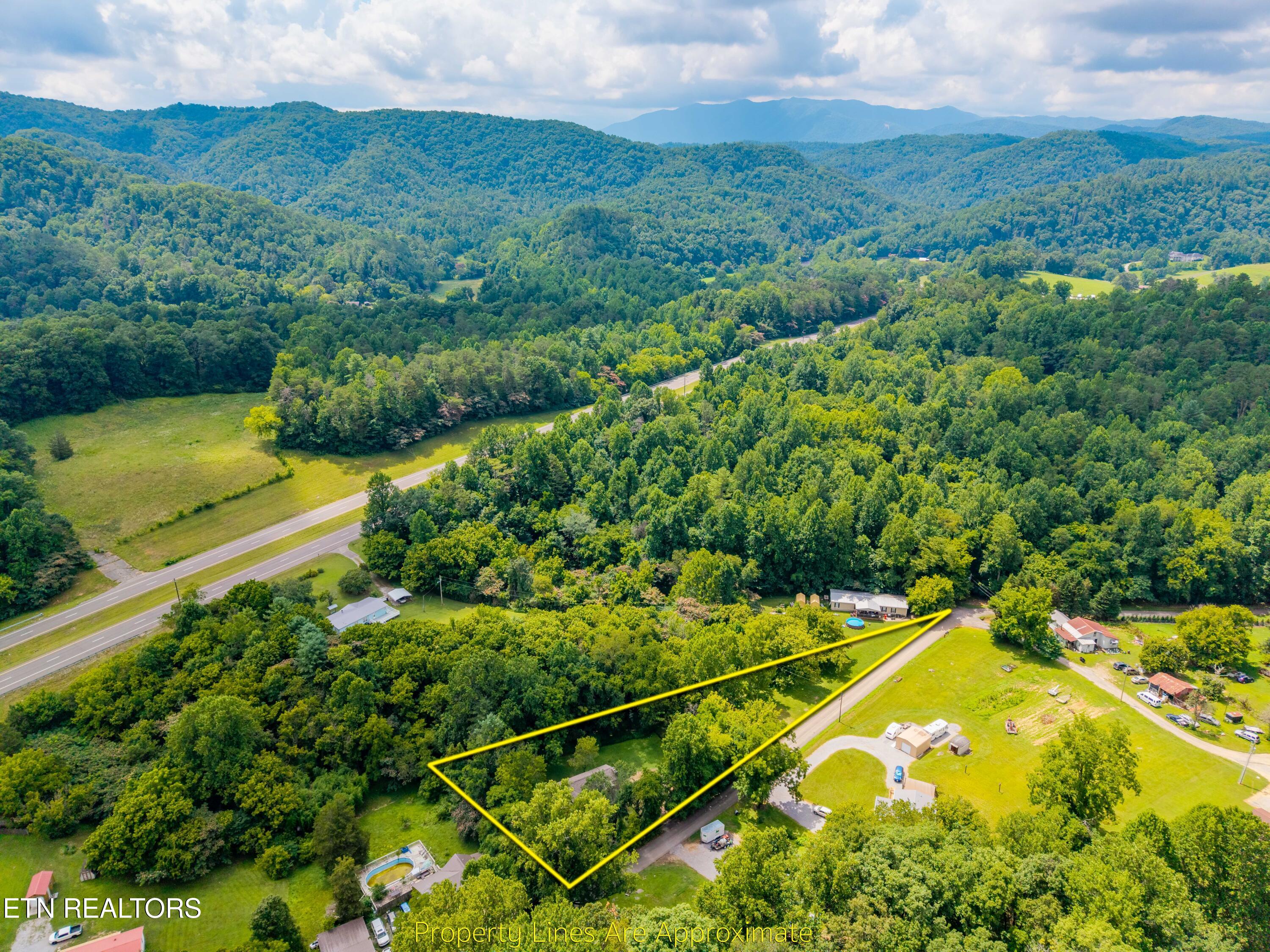 143 Old West Millers Cove Rd