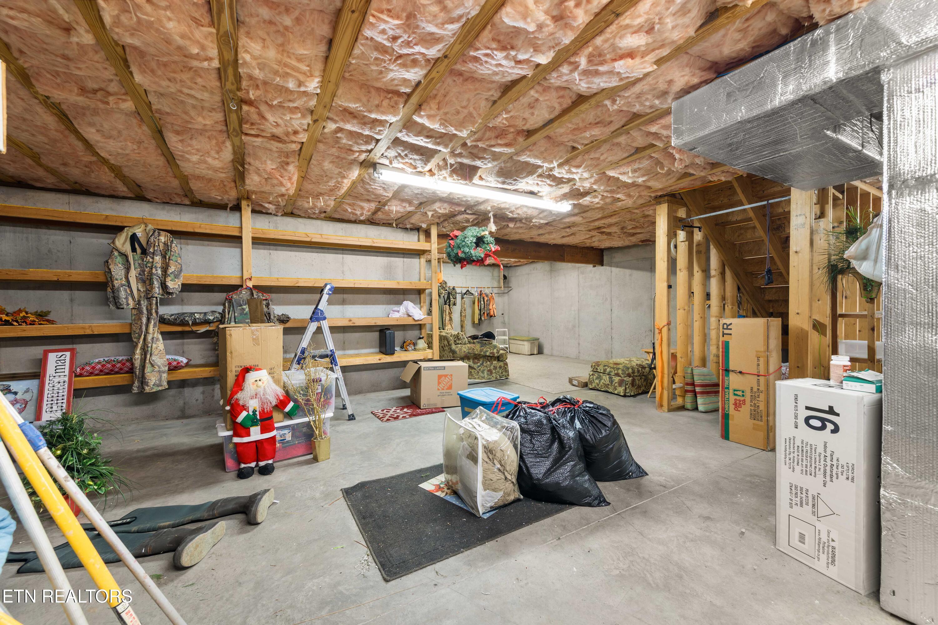 1648 Laramie Lane