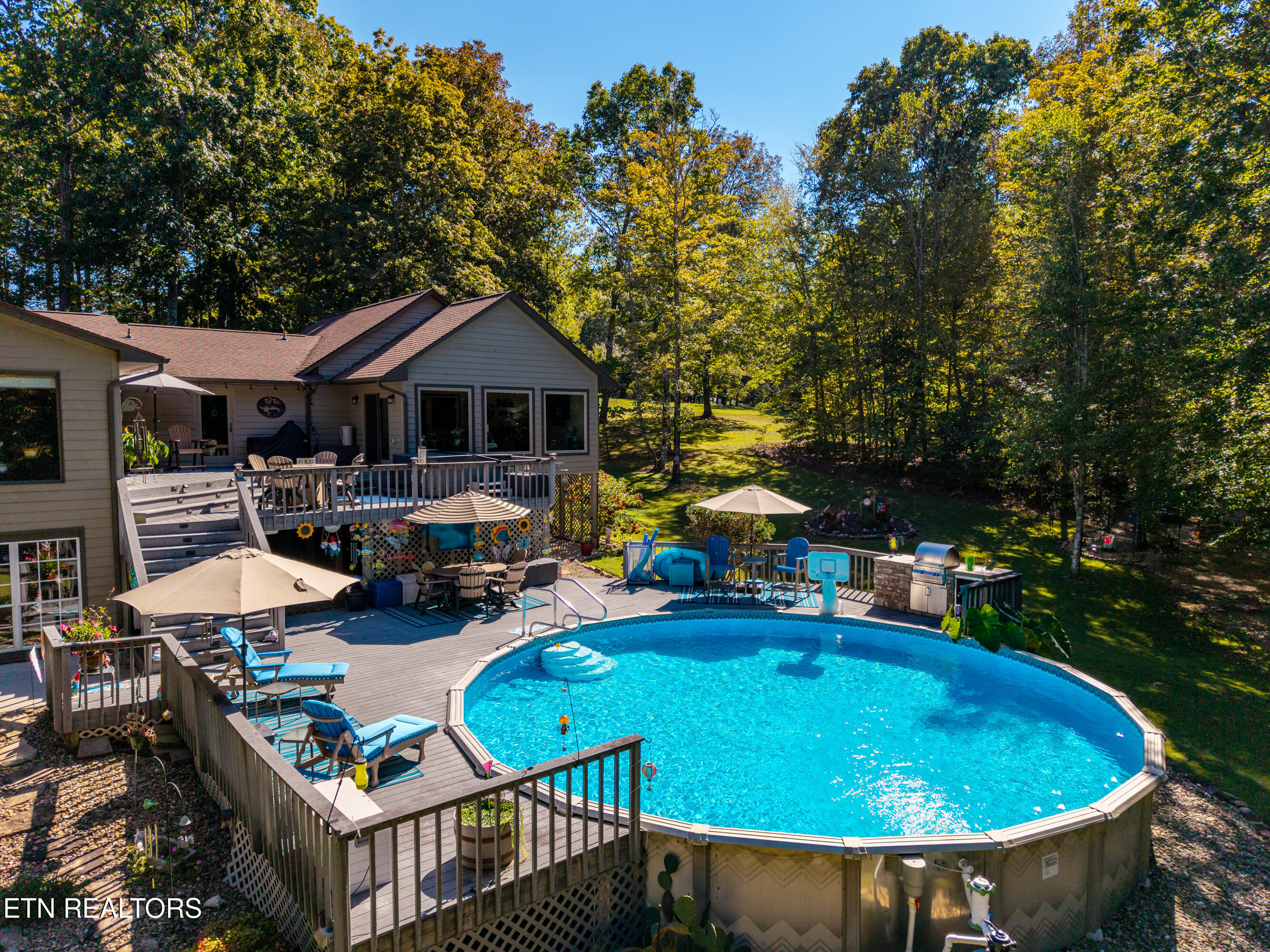 1845 Tree Tops Lane
