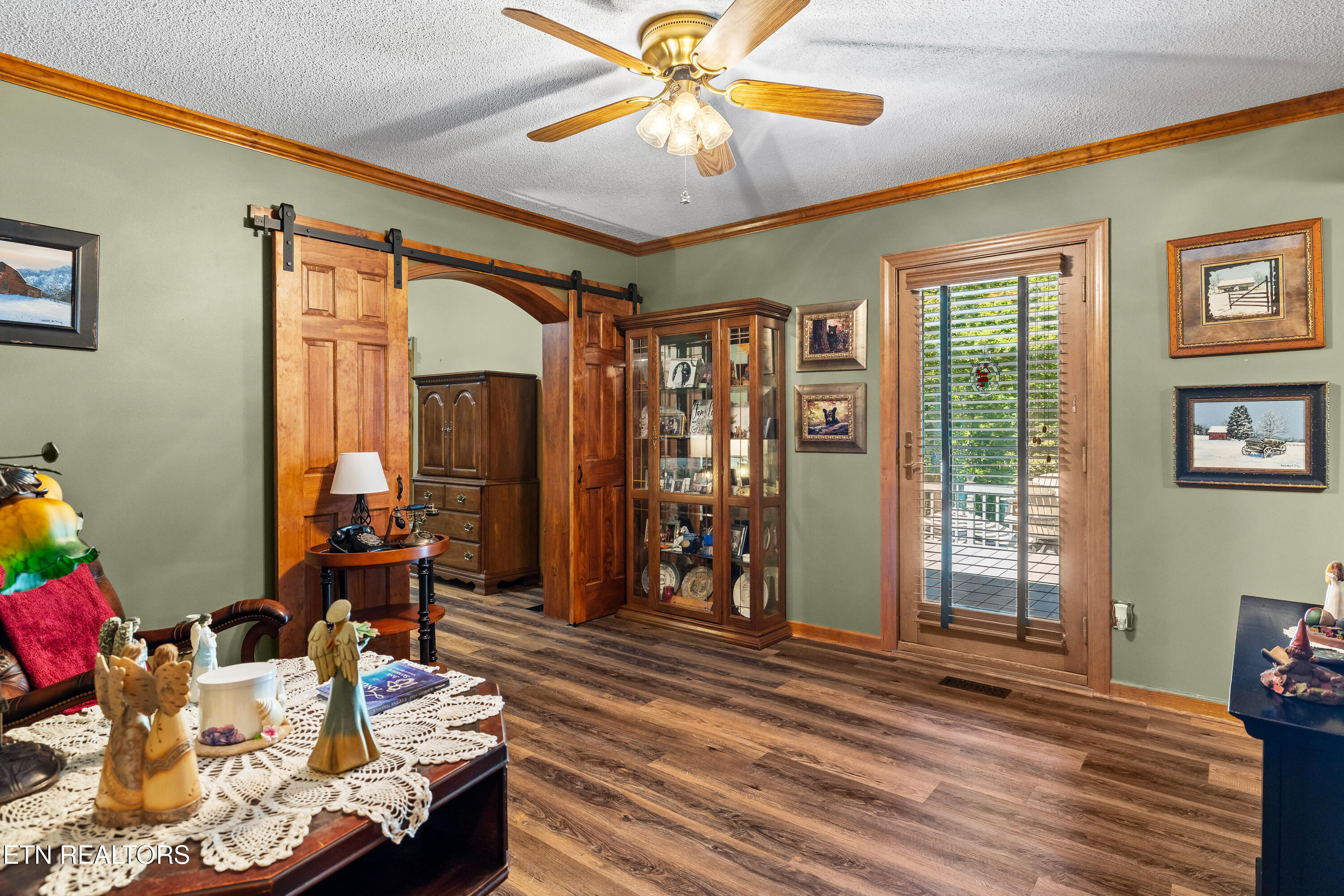 1845 Tree Tops Lane