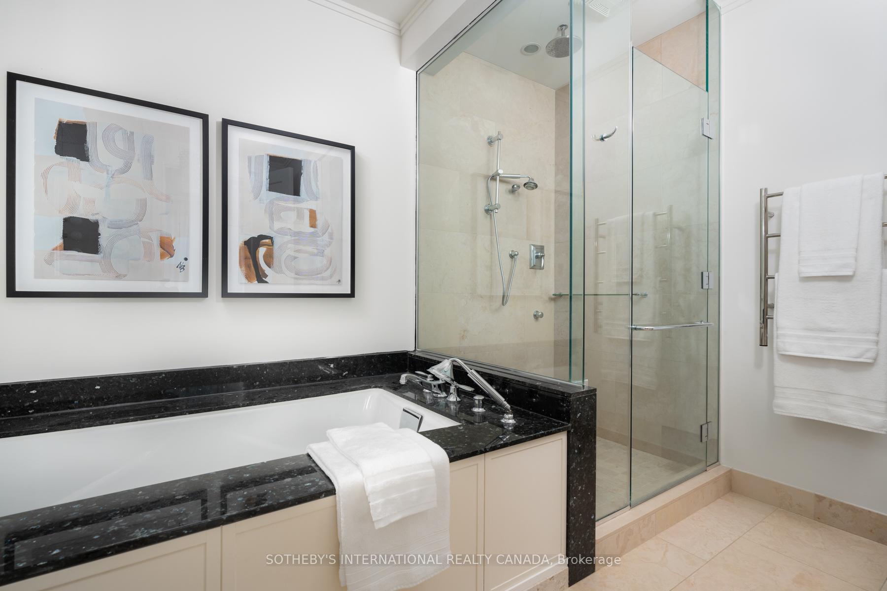 183 Wellington Street W 4104