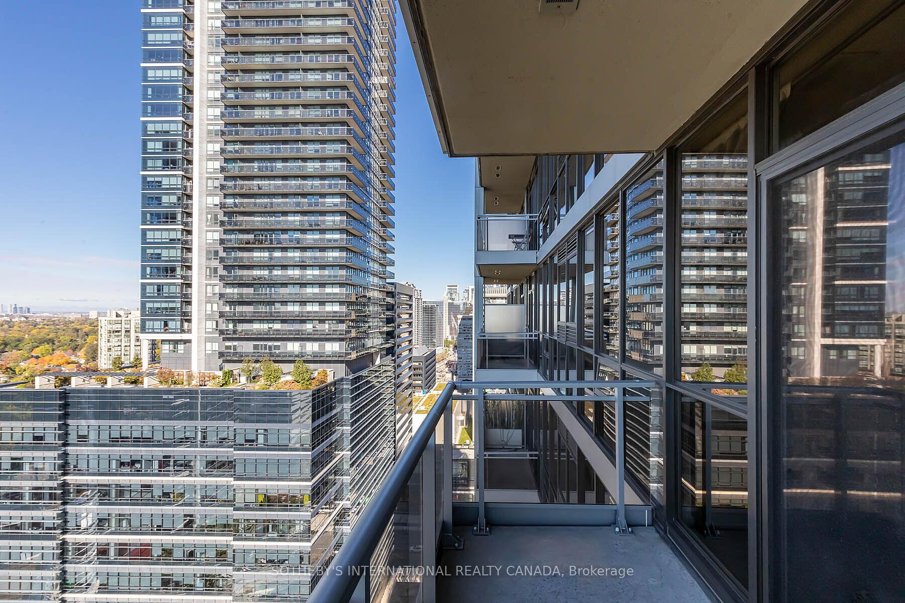 23 Sheppard Avenue E 2612