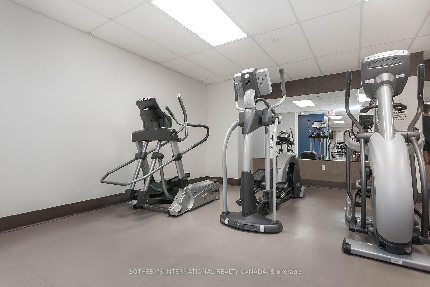 23 Sheppard Avenue E 2612