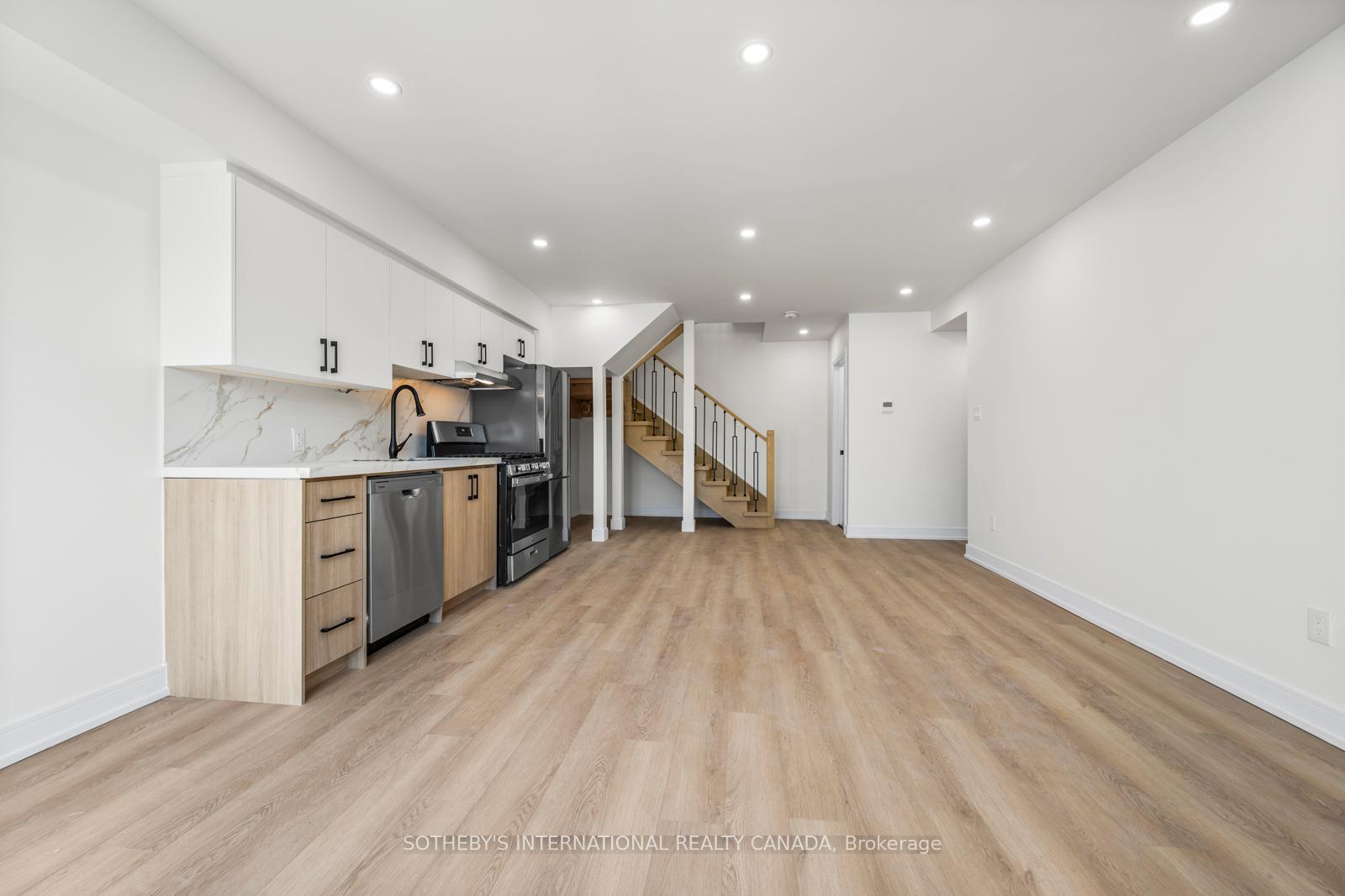 462 Northcliffe Boulevard