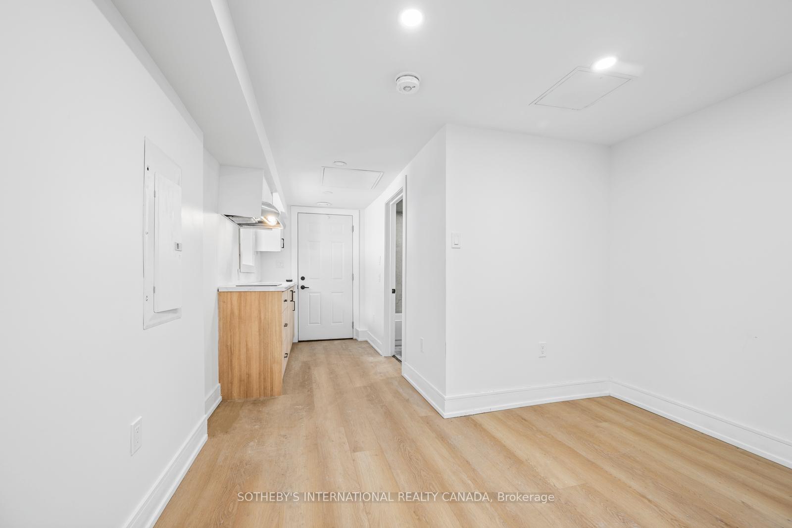 462 Northcliffe Boulevard