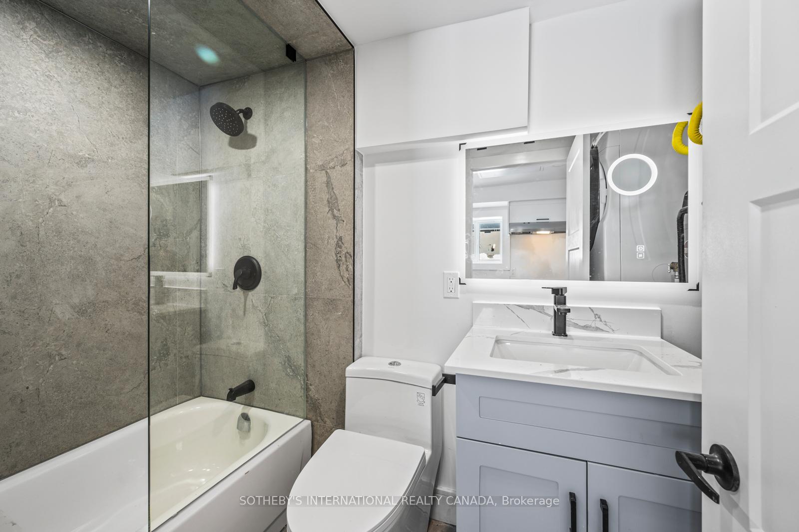 462 Northcliffe Boulevard