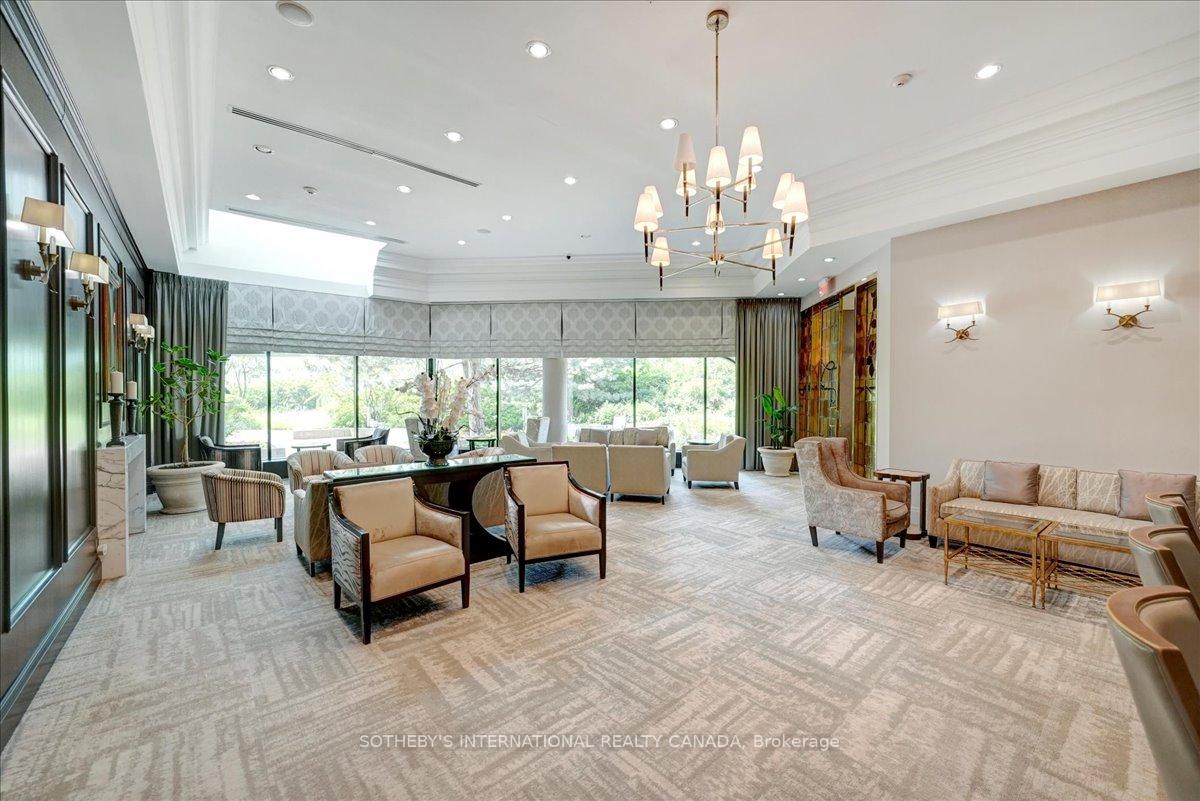 65 Harbour Square 1110