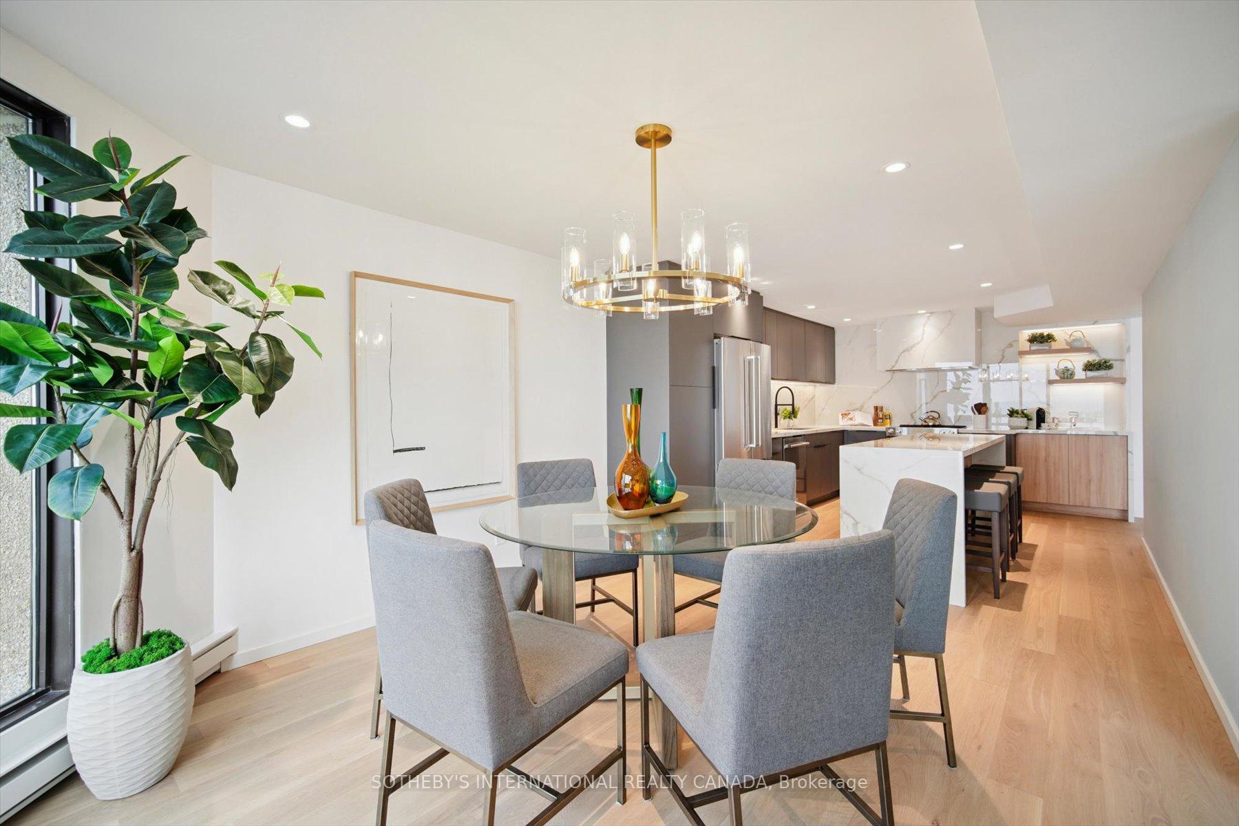 65 Harbour Square 1110