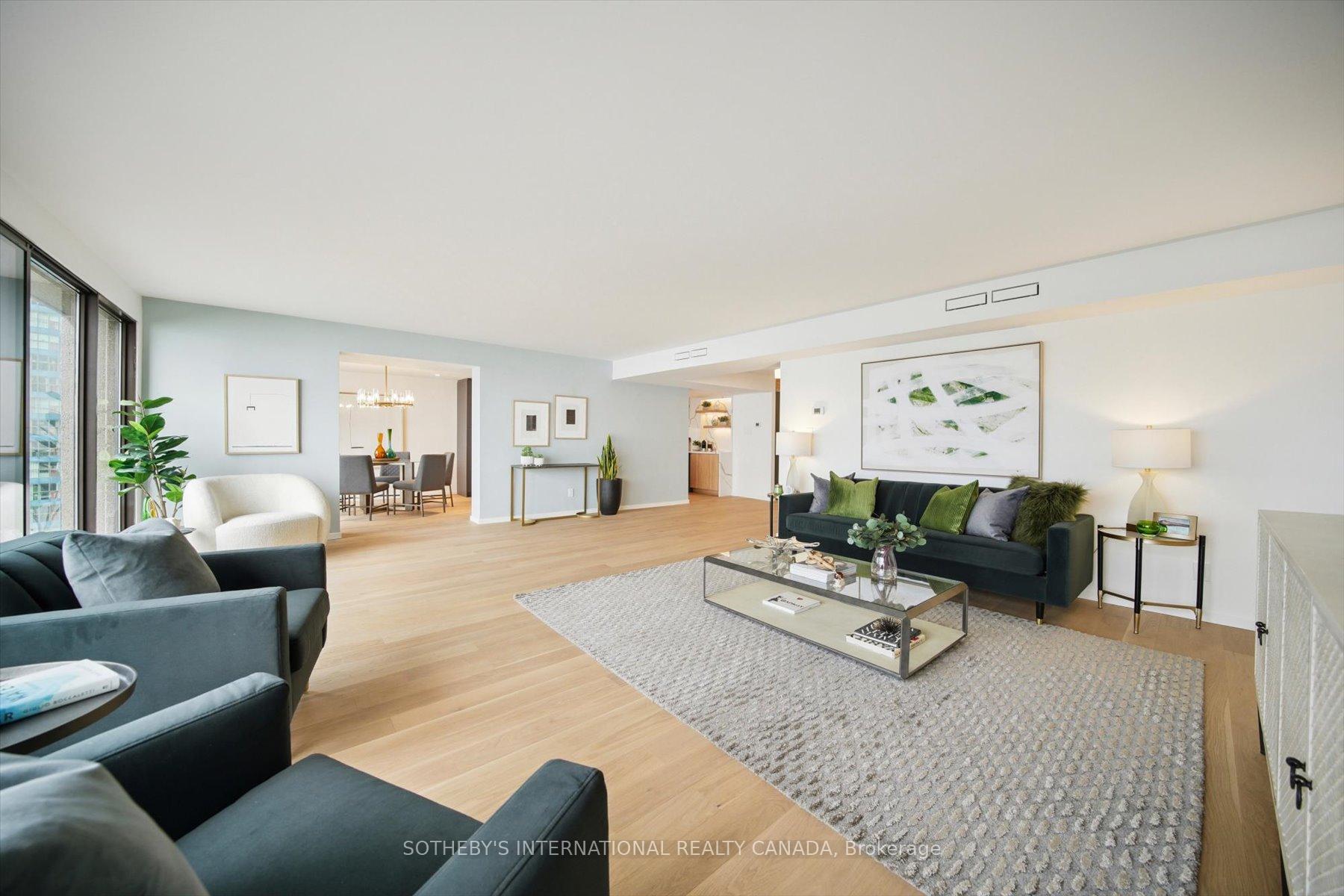 65 Harbour Square 1110