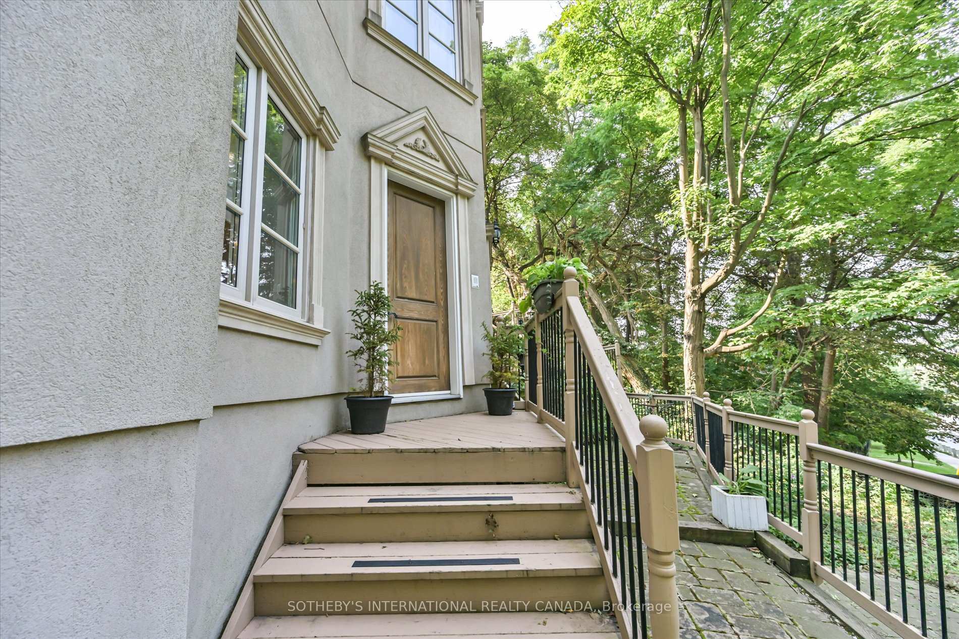 50 Old Yonge Street Suite 1