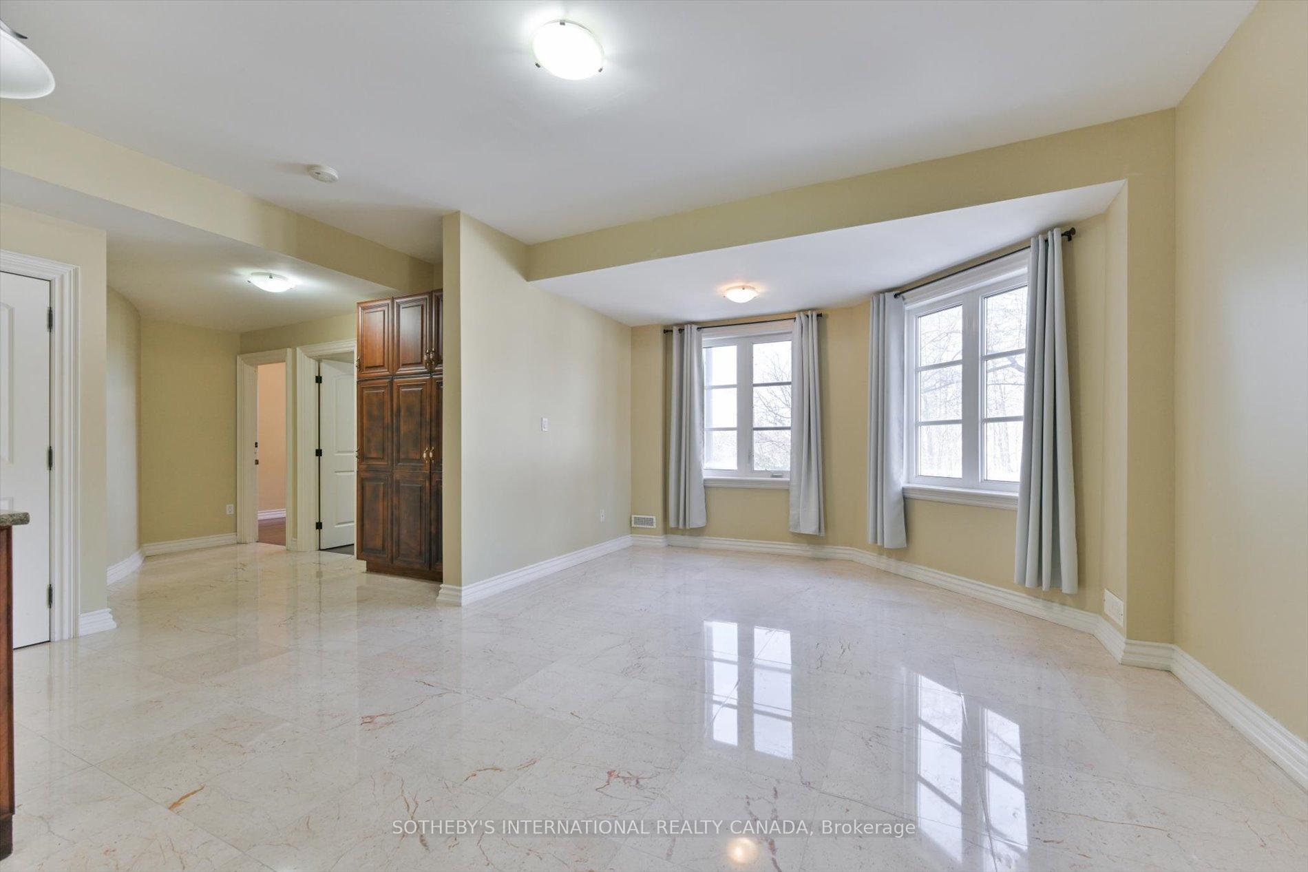 50 Old Yonge Street 2