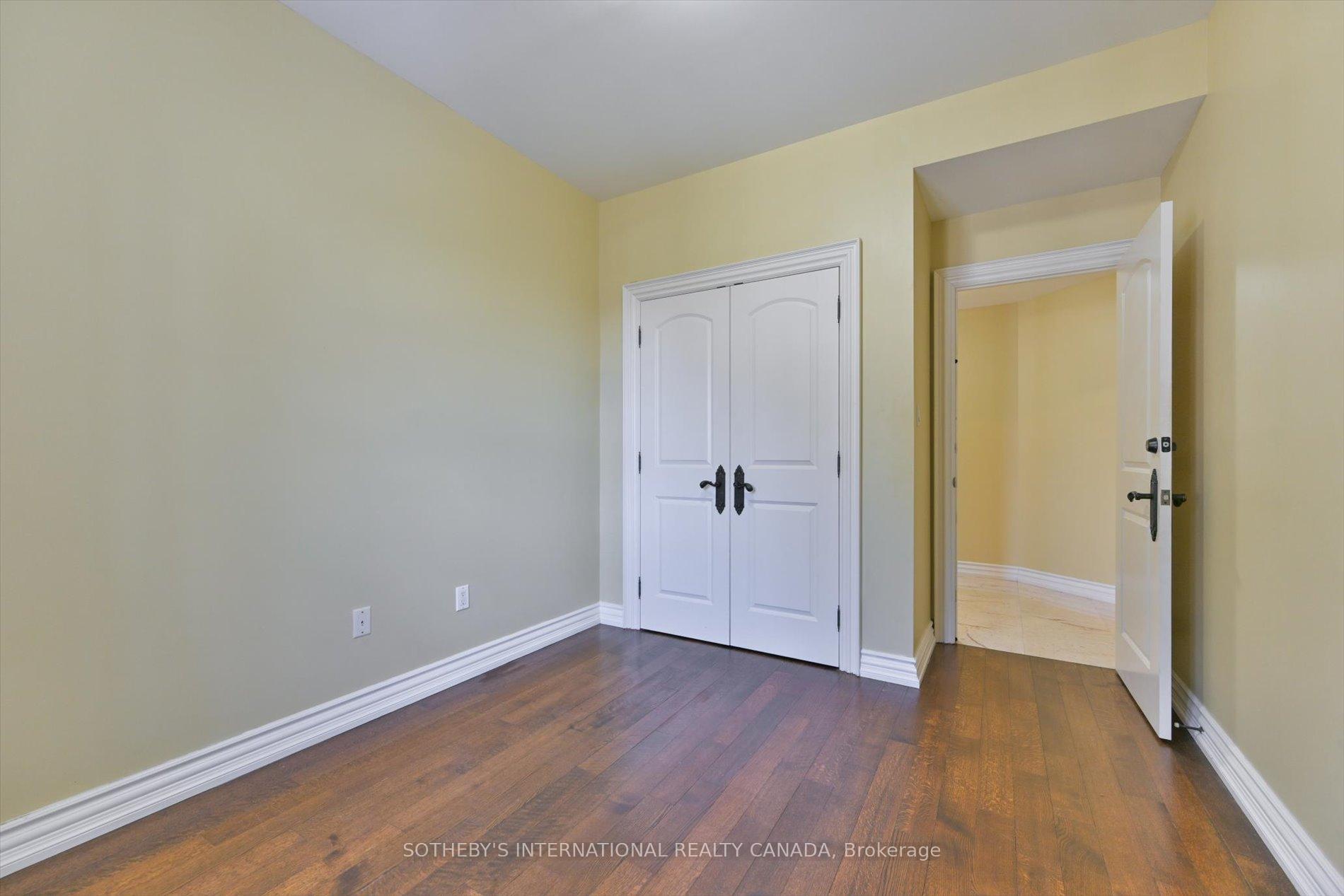 50 Old Yonge Street 2