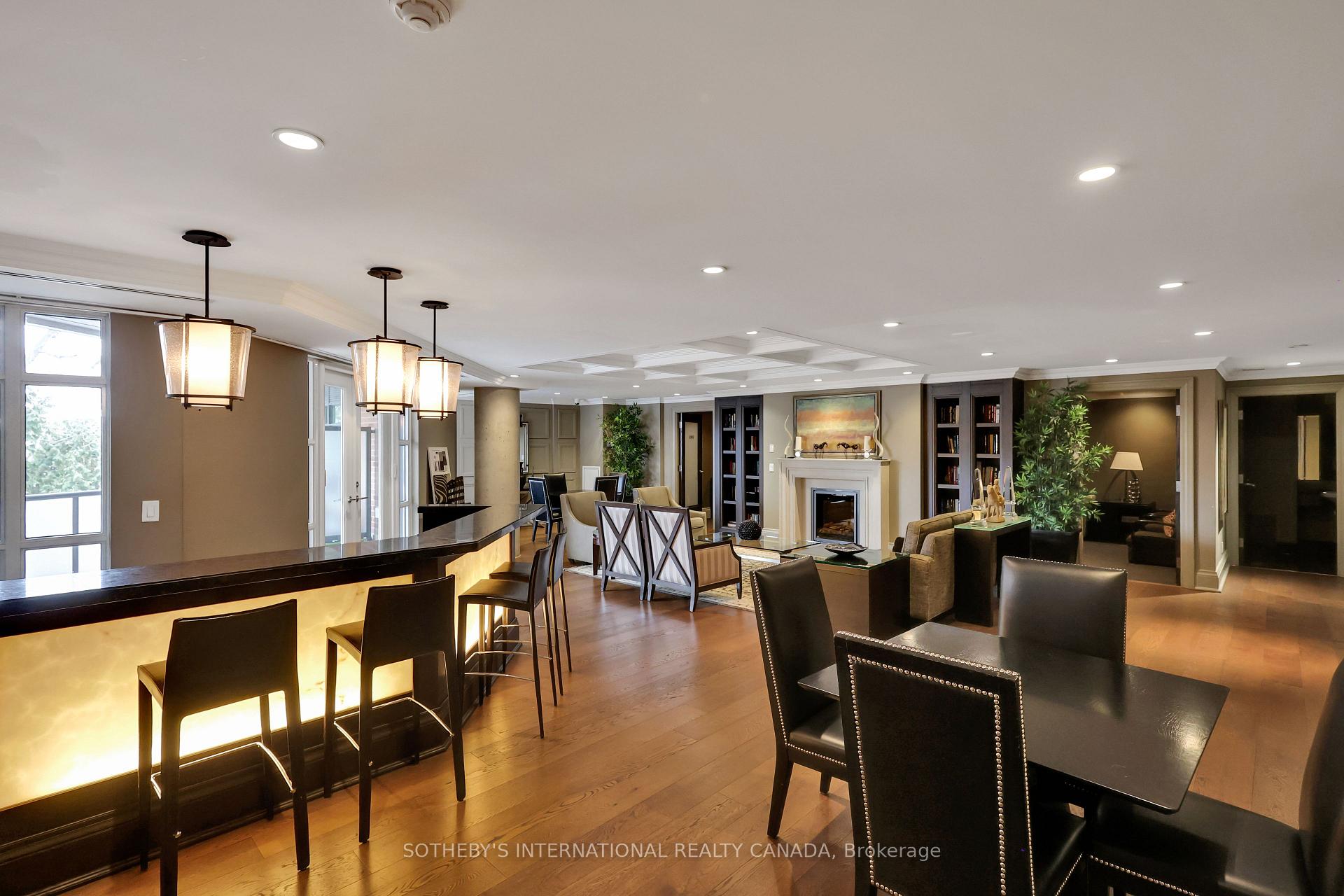 1717 Avenue Road 410