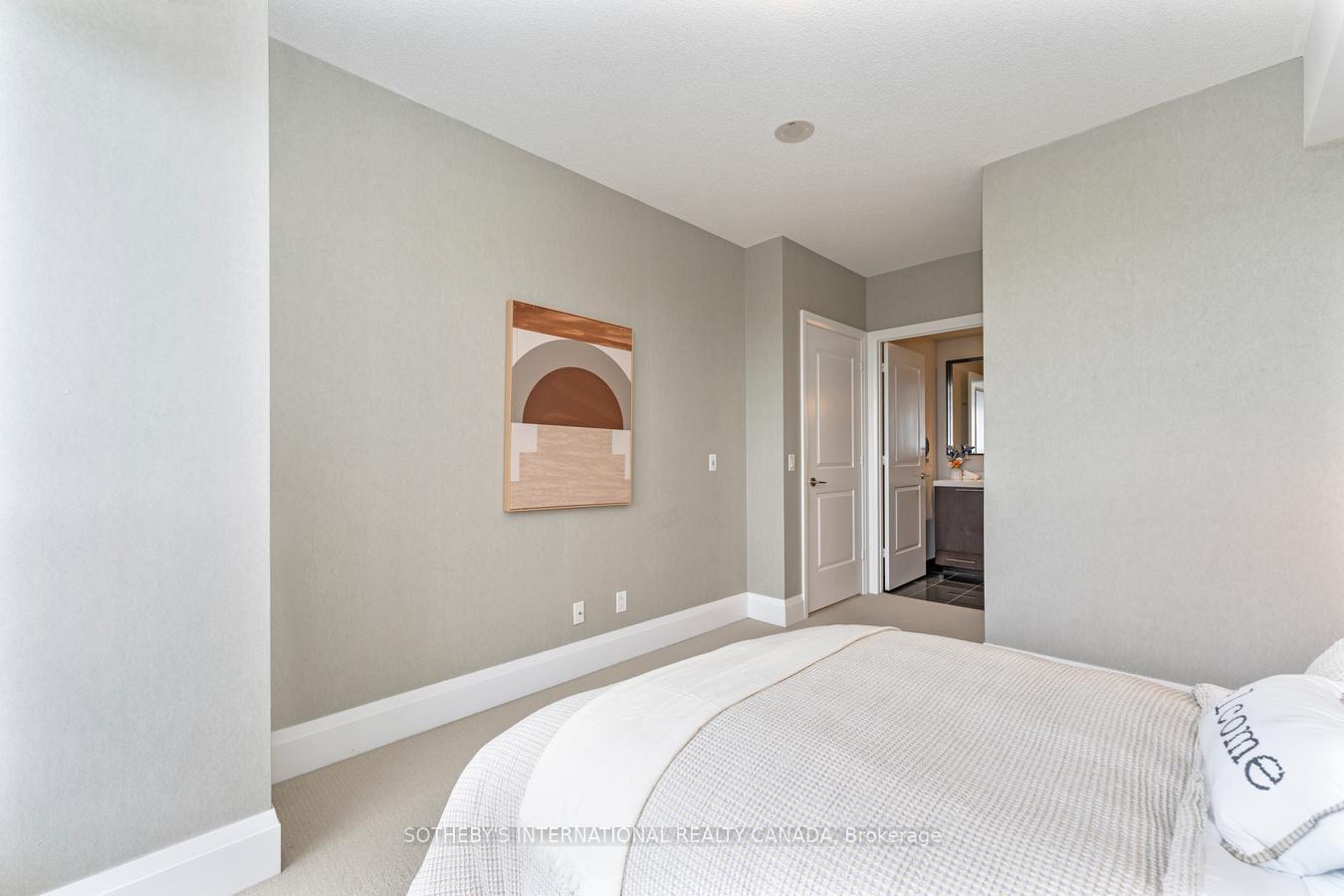 100 Harrison Garden Boulevard 824