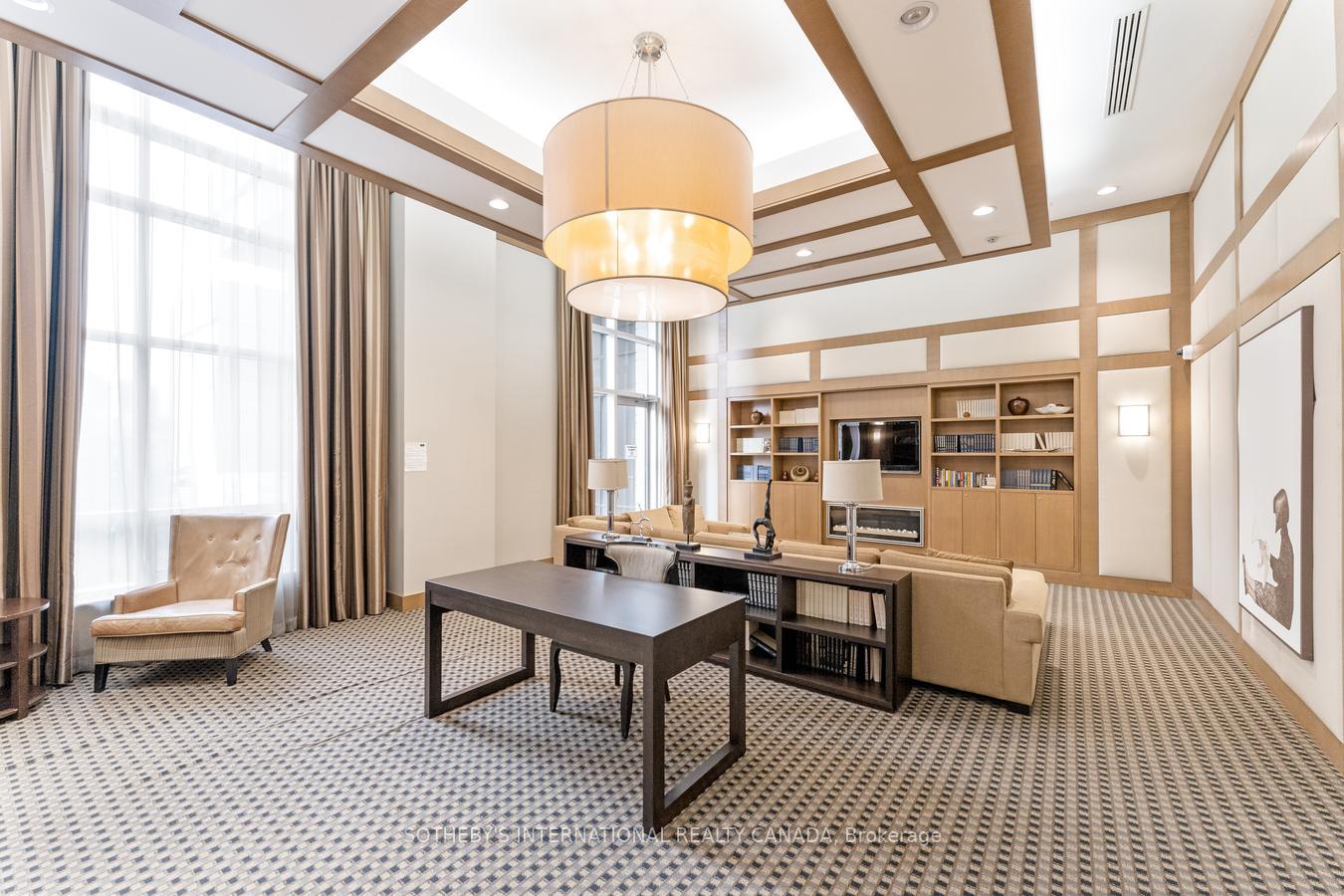 100 Harrison Garden Boulevard 824