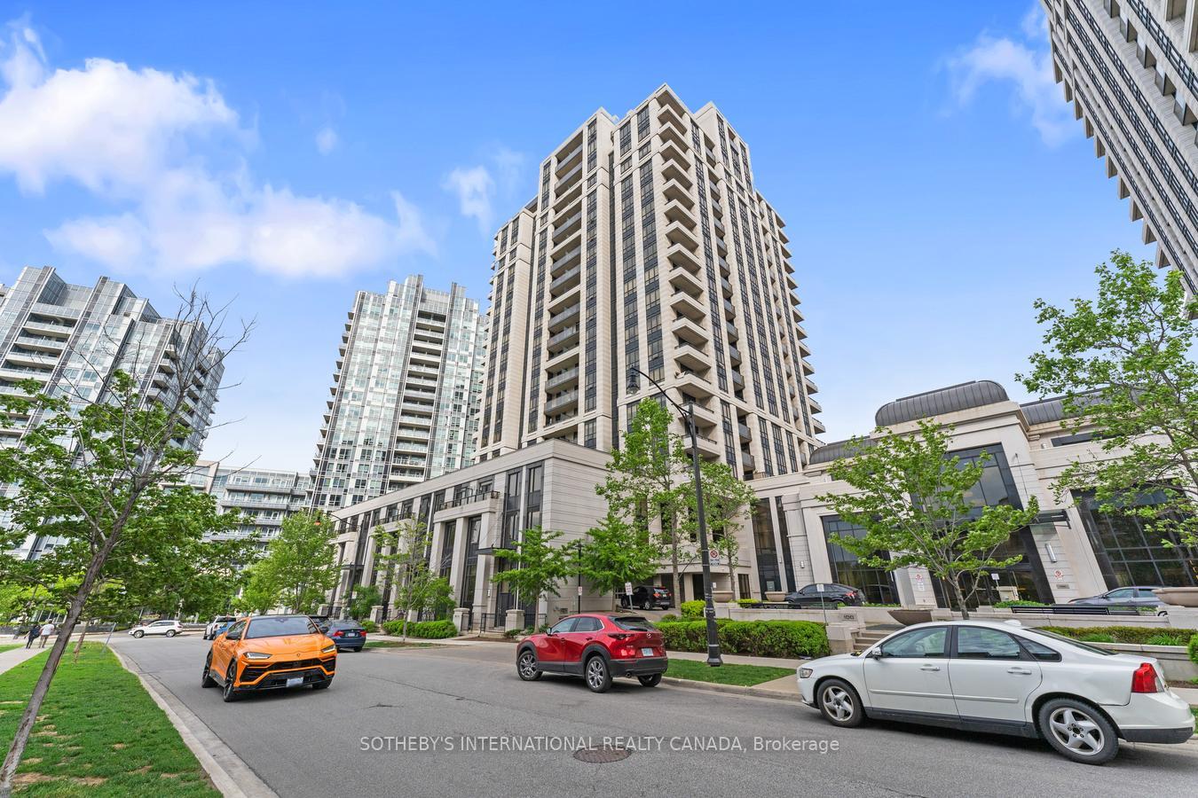 100 Harrison Garden Boulevard 824