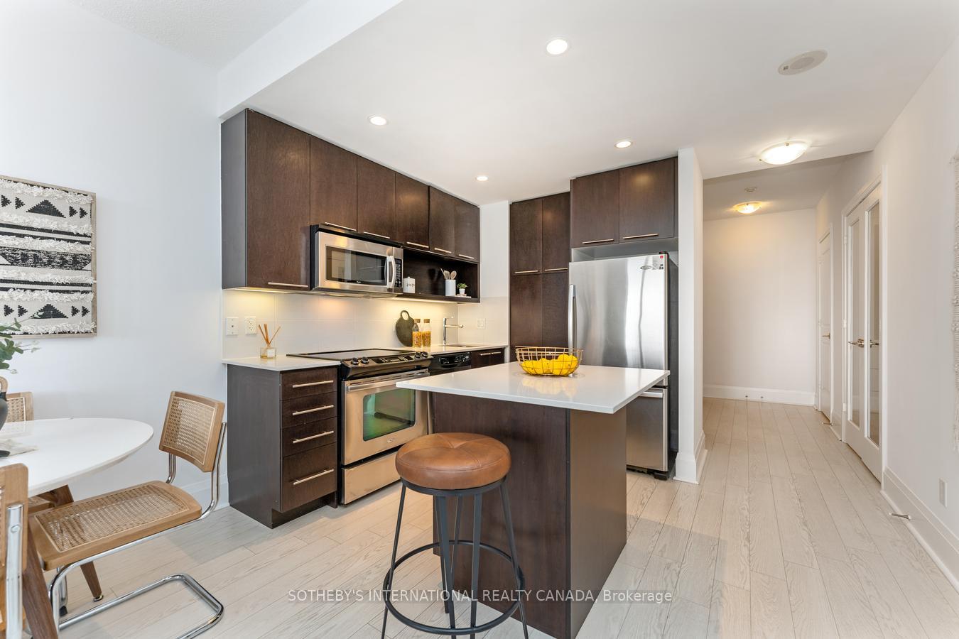 100 Harrison Garden Boulevard 824