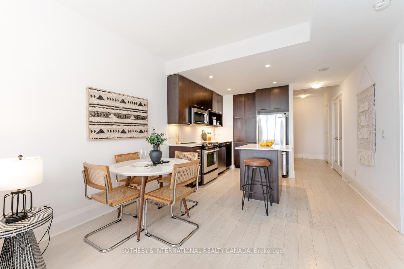 100 Harrison Garden Boulevard 824