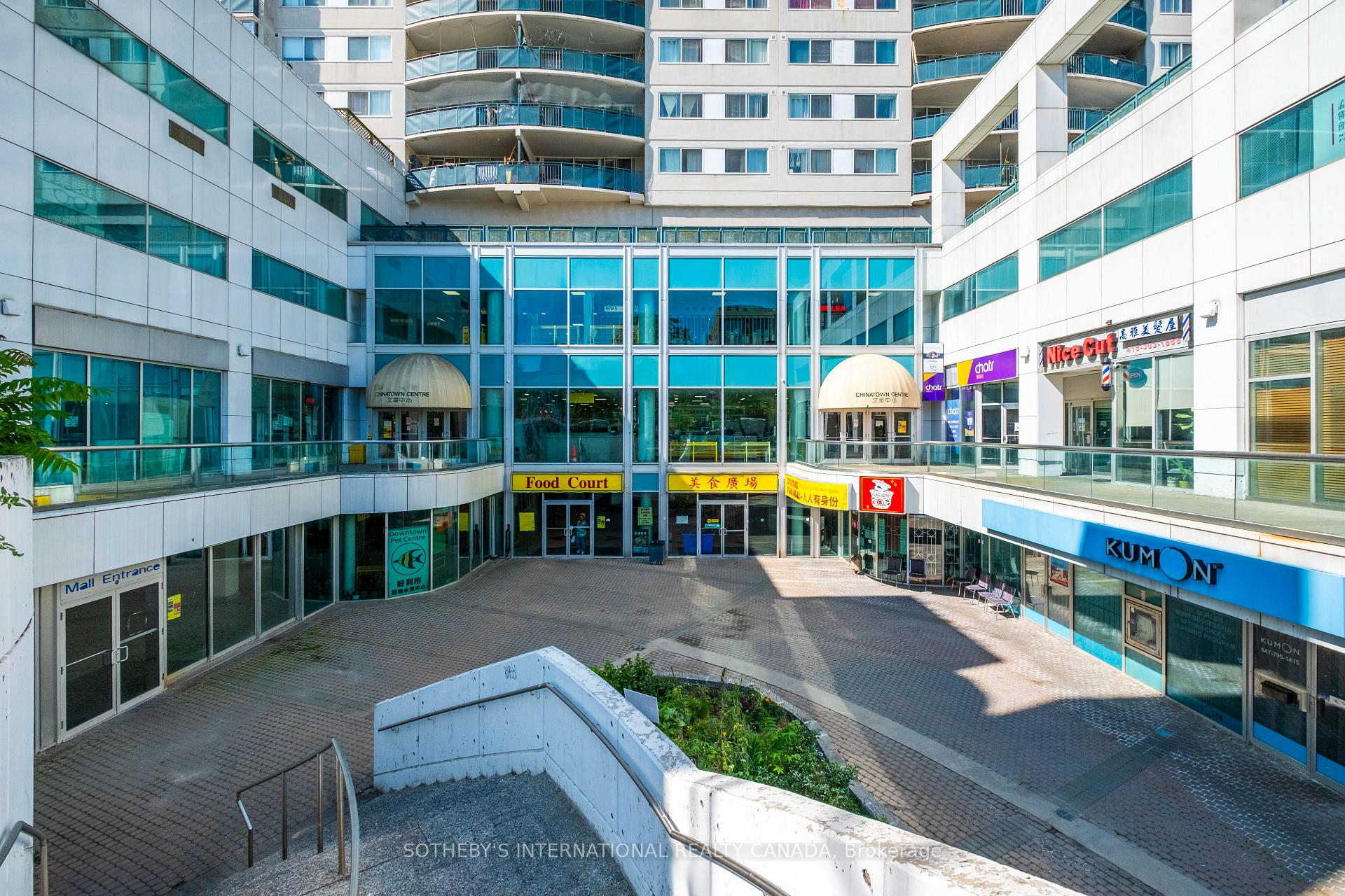 222 Spadina Avenue 237