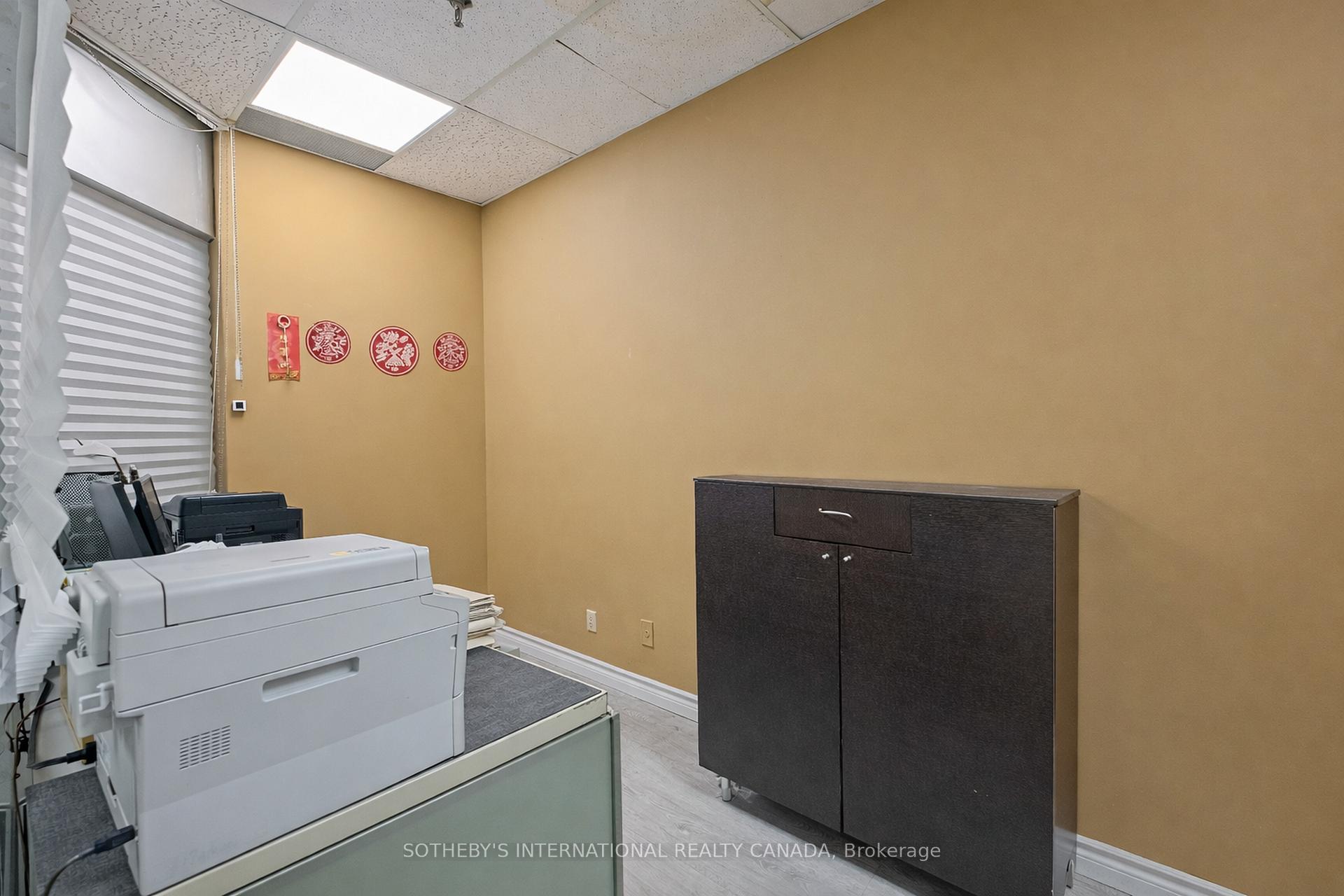 222 Spadina Avenue 237