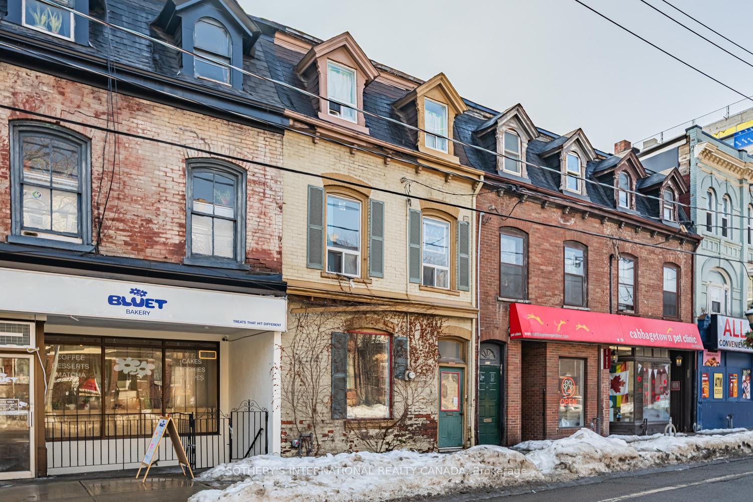 243 Gerrard Street E