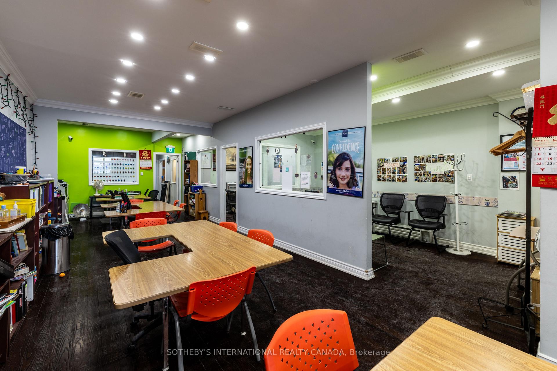 3310 Yonge Street Main floor