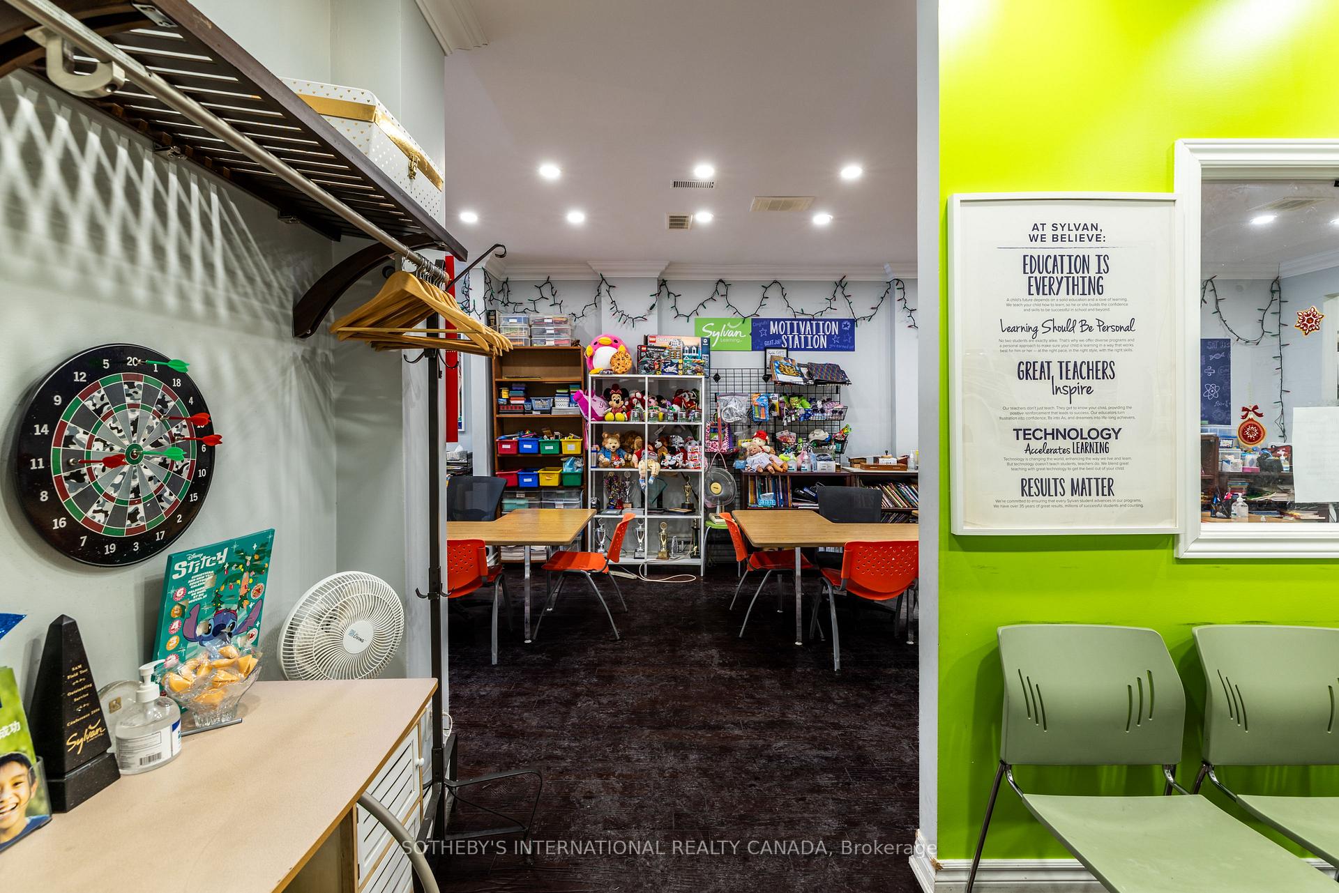 3310 Yonge Street Main floor