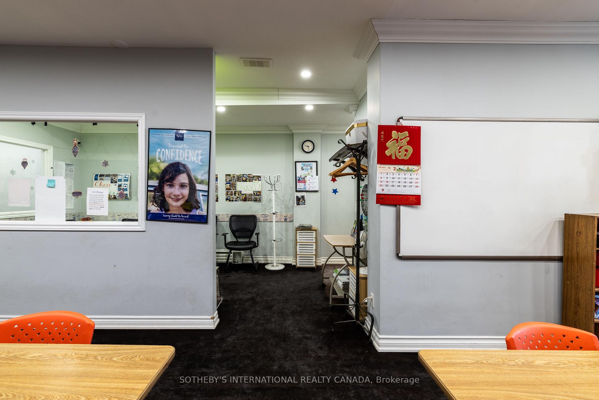 3310 Yonge Street Main floor