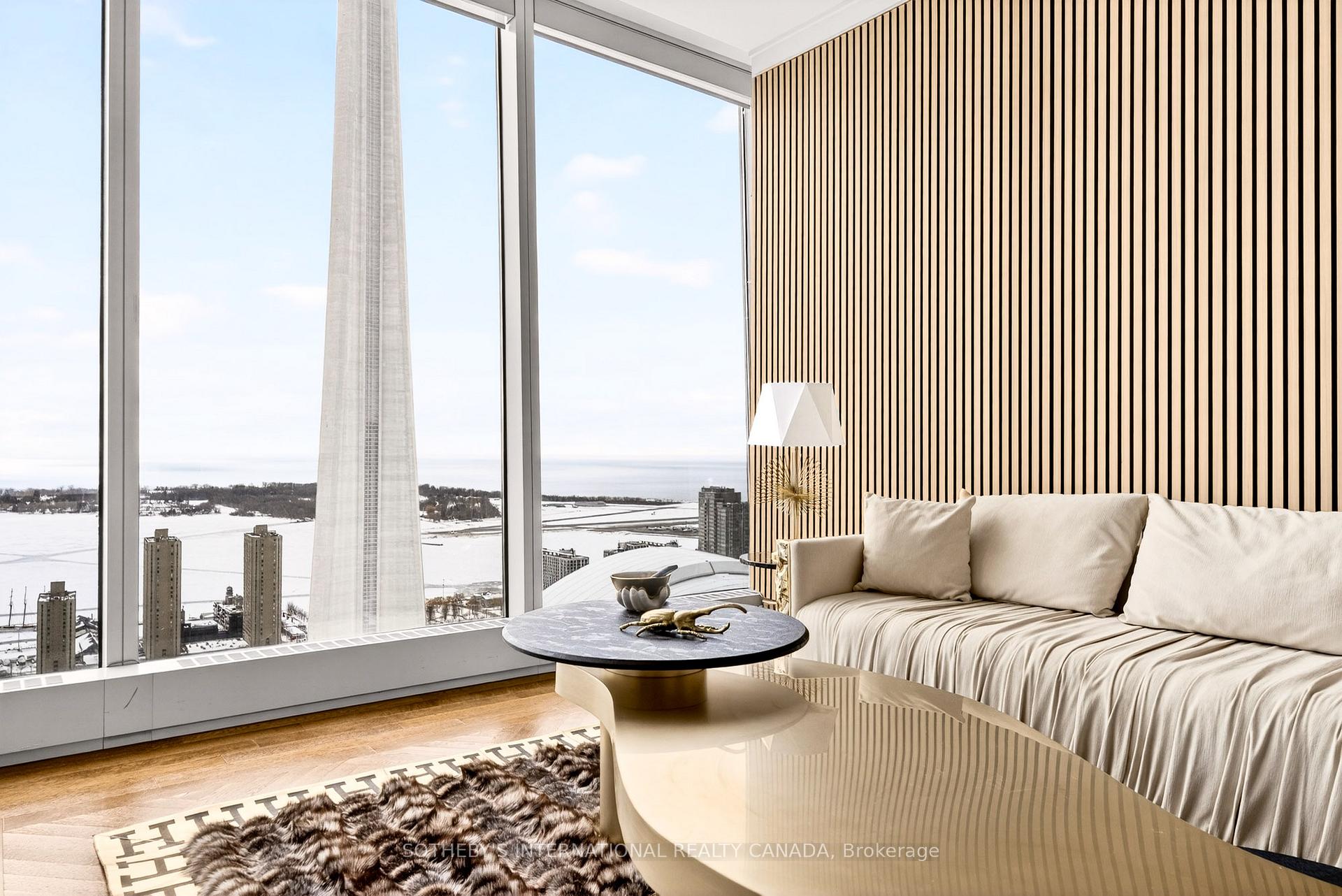 183 Wellington Street W 3905