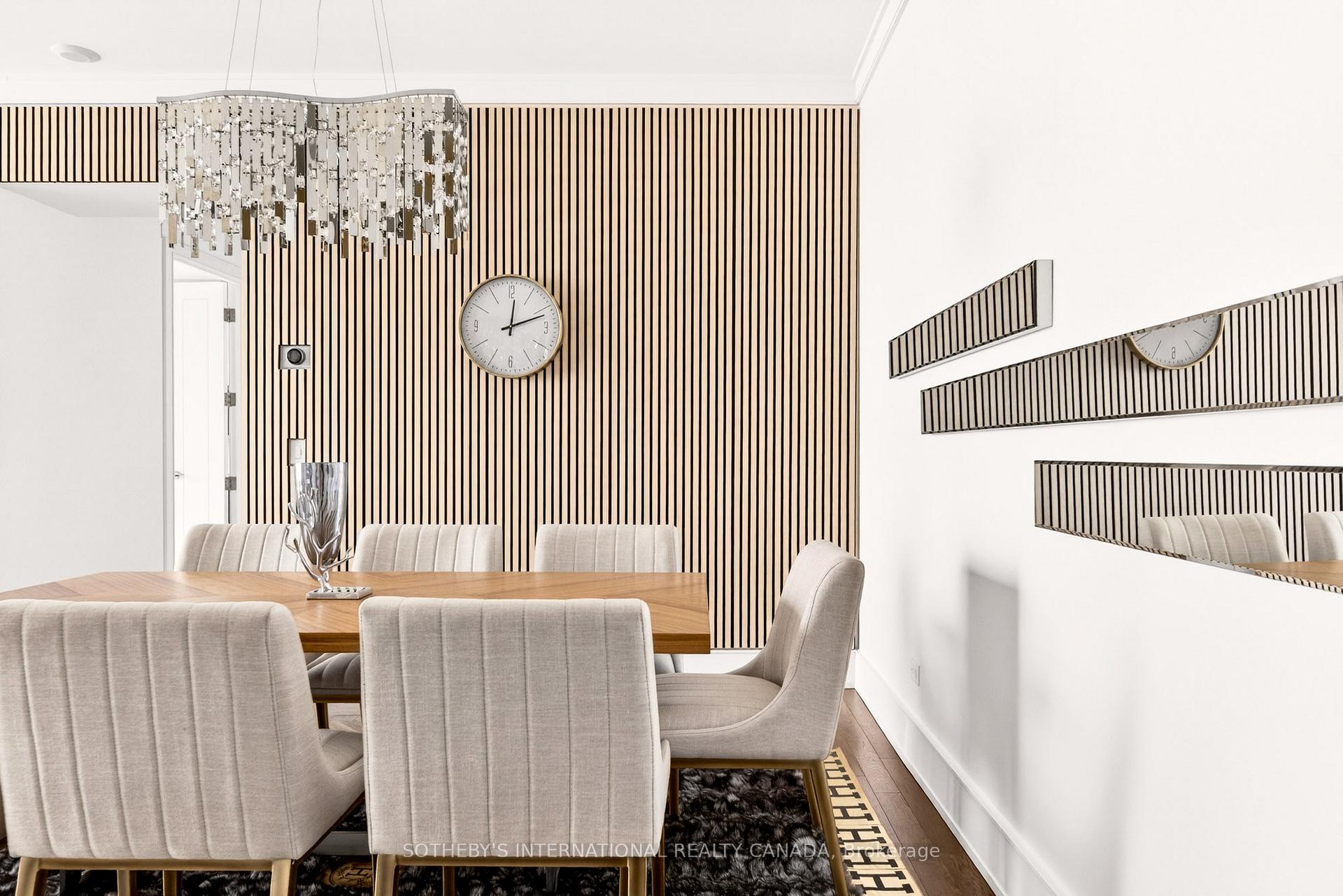 183 Wellington Street W 3905