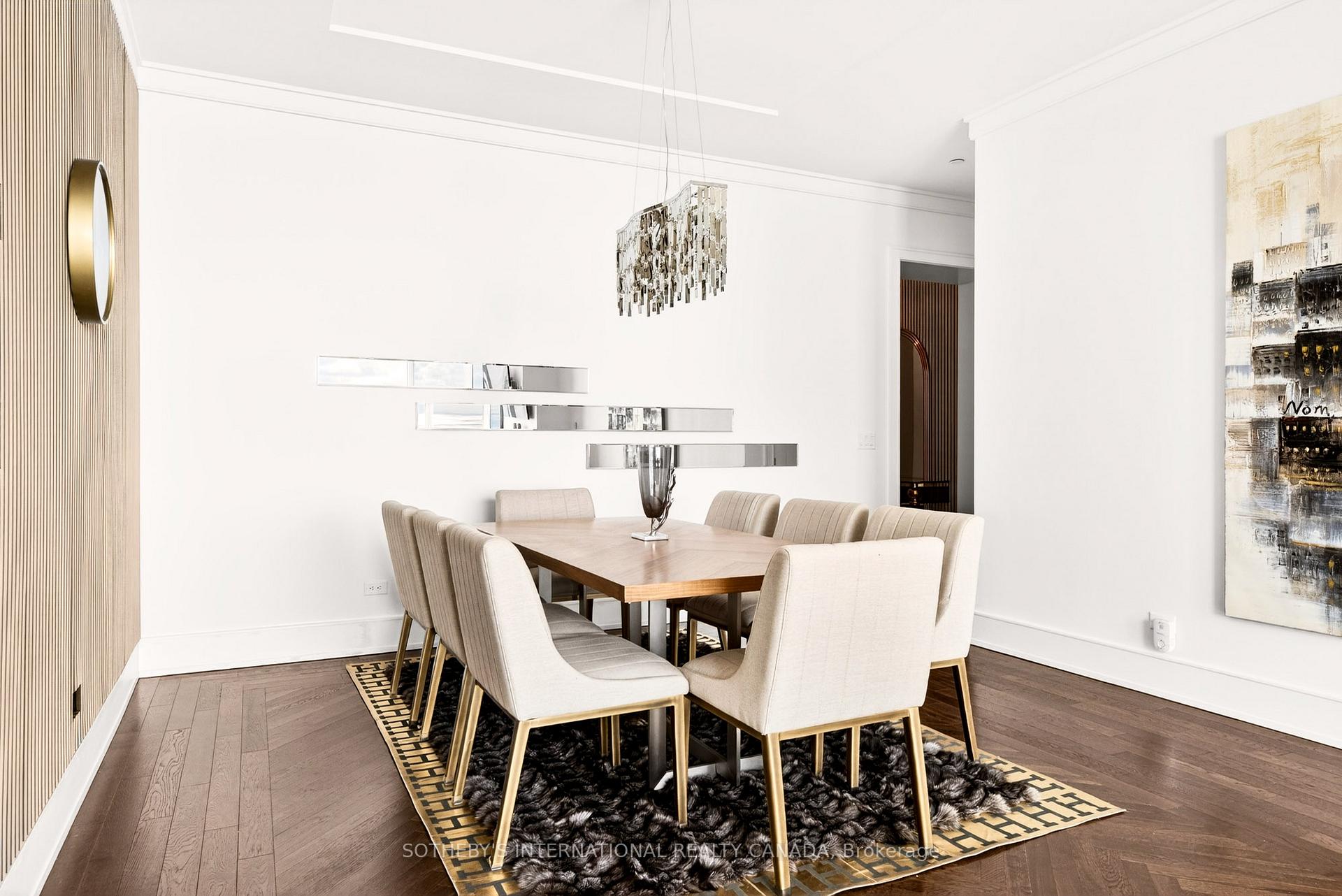 183 Wellington Street W 3905