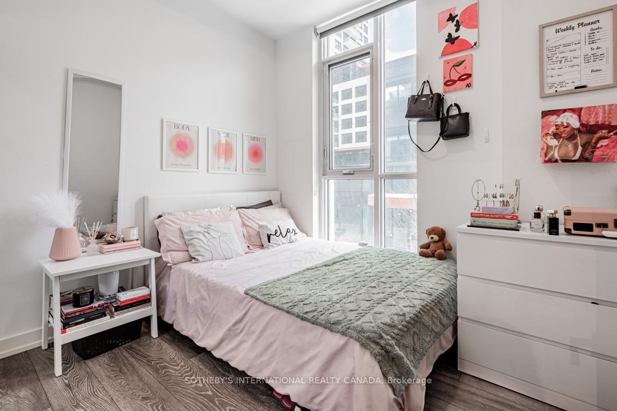 34 Tubman Avenue 201