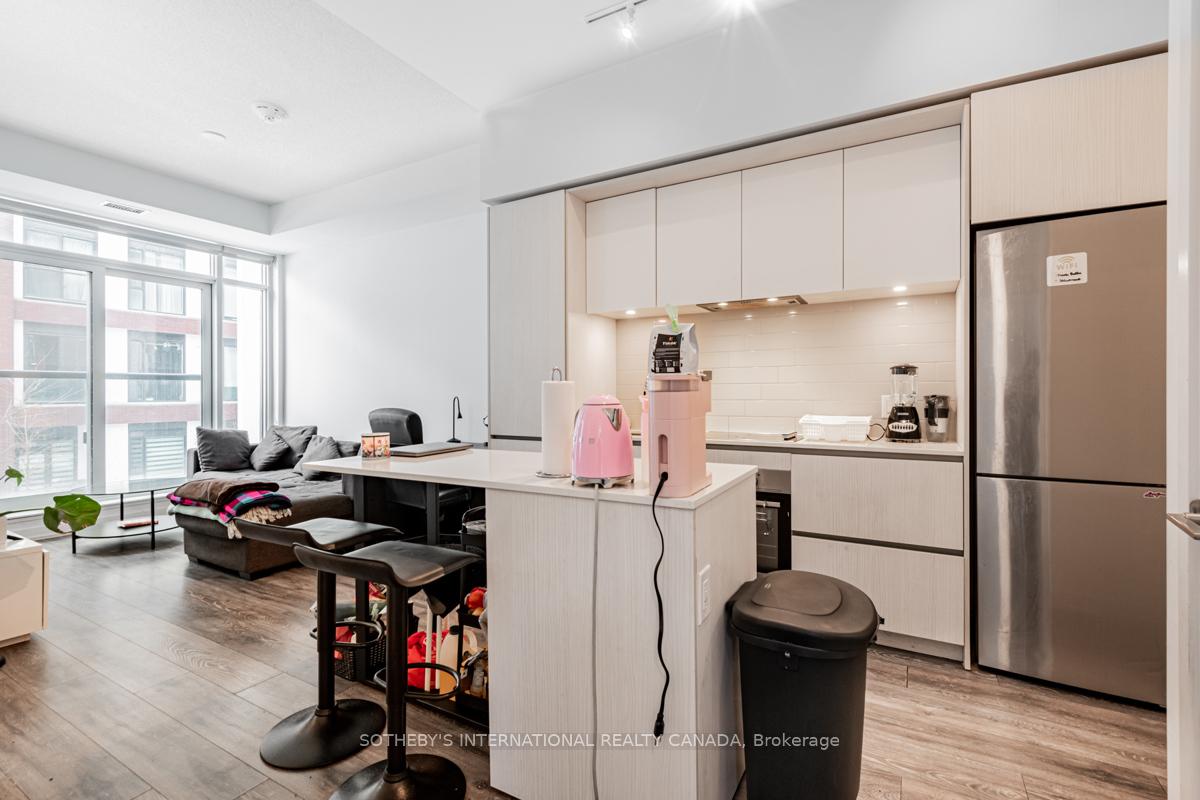 34 Tubman Avenue 201