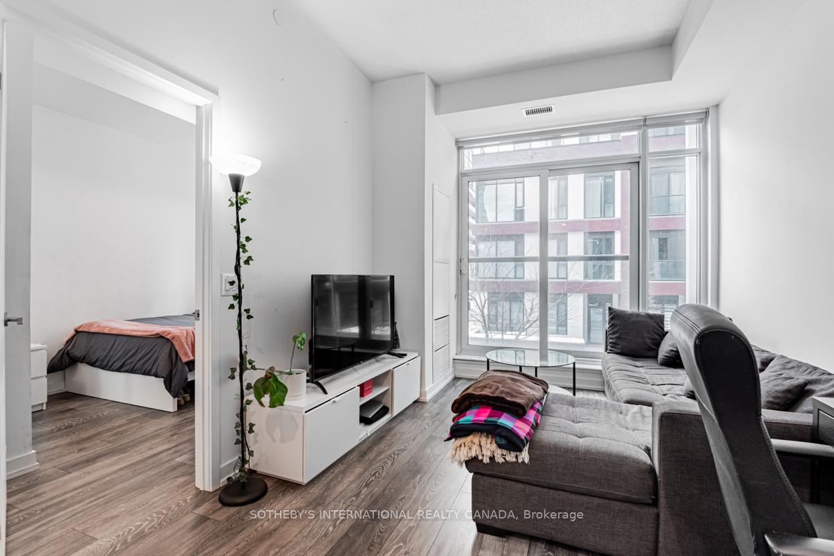 34 Tubman Avenue 201