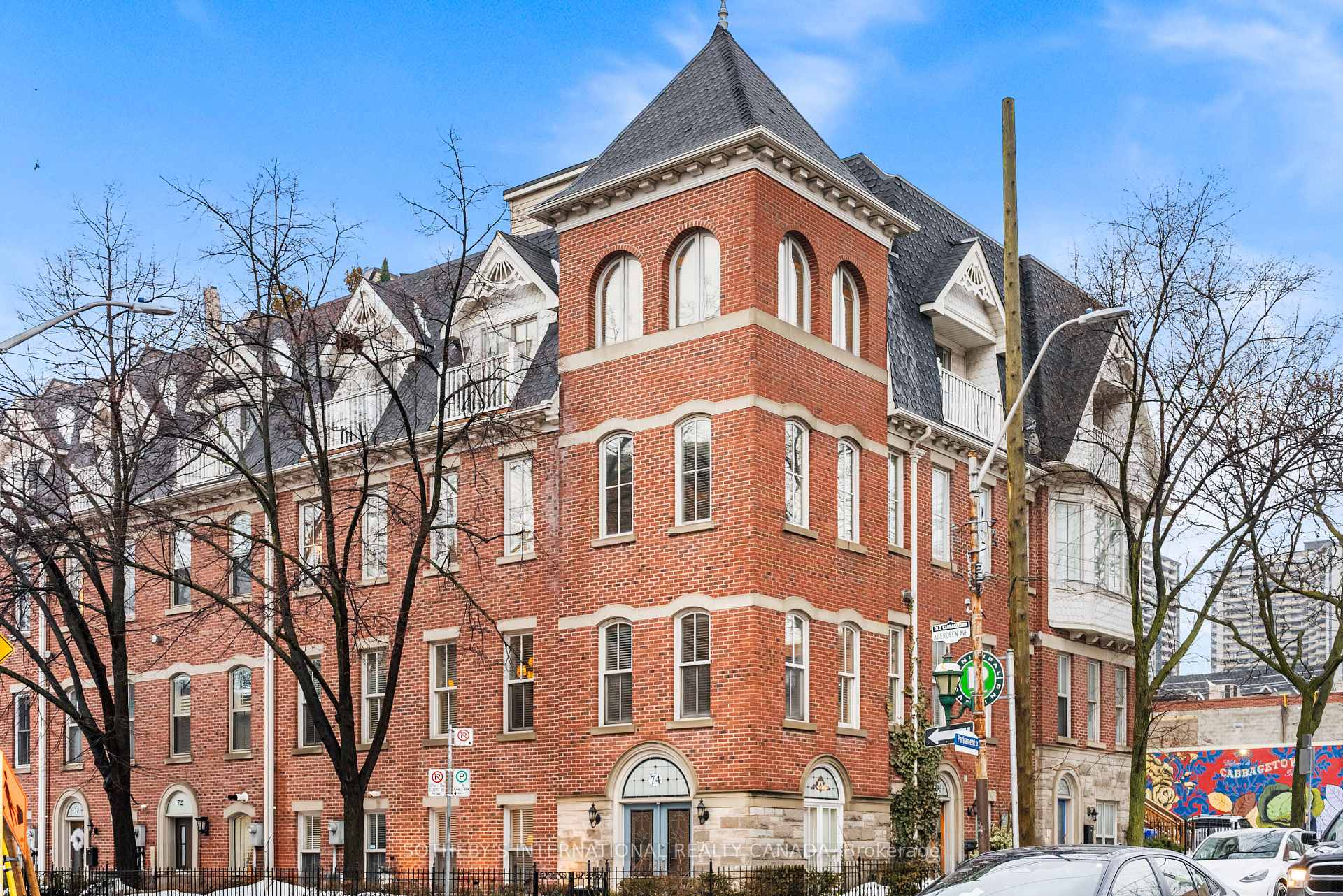 74 Aberdeen Avenue
