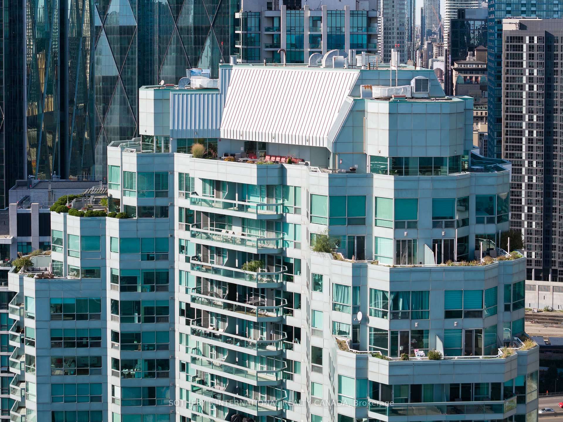 10 Yonge Street 3407