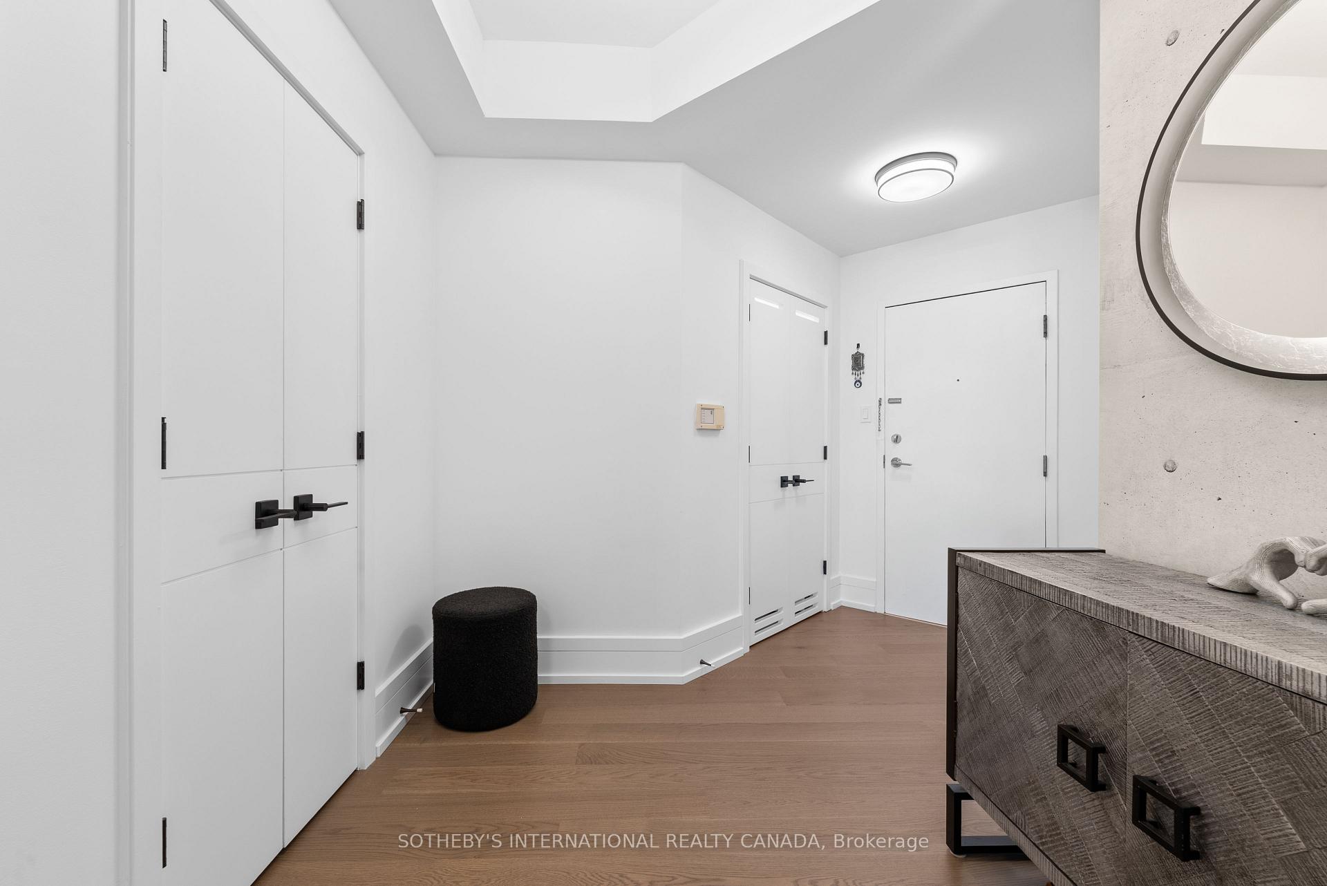10 Yonge Street 3407