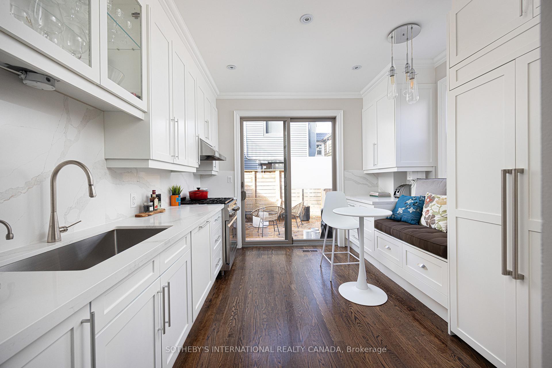 54 Stanley Terrace Avenue