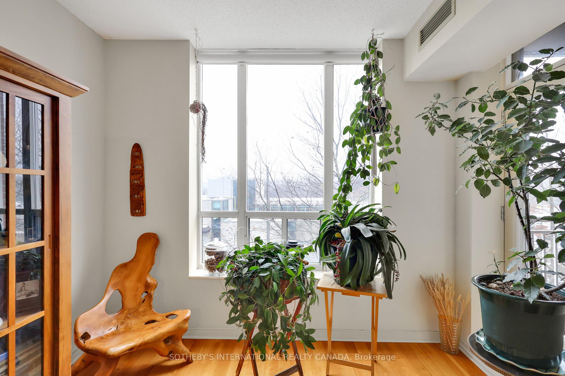 481 Rosewell Avenue 407