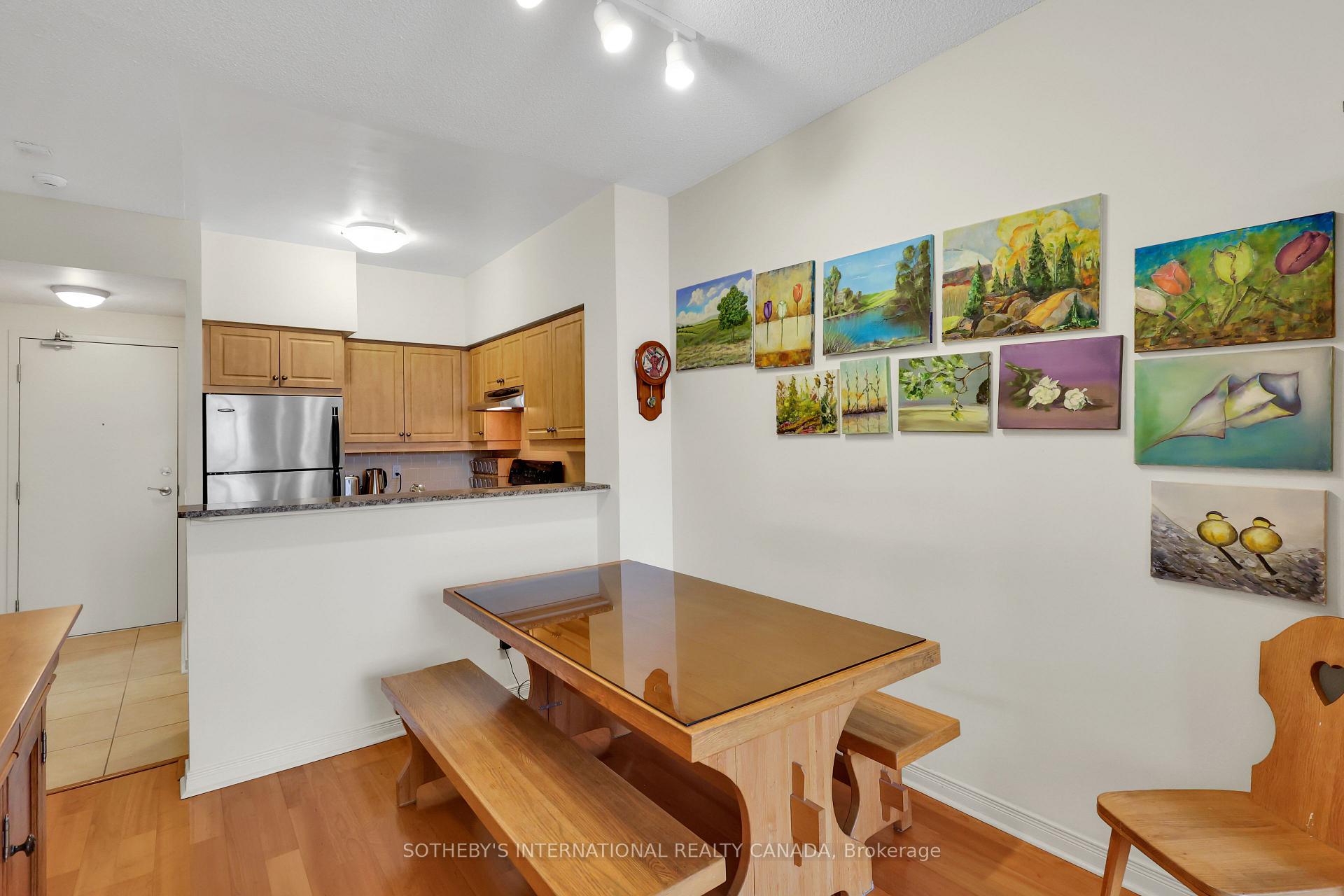 481 Rosewell Avenue 407