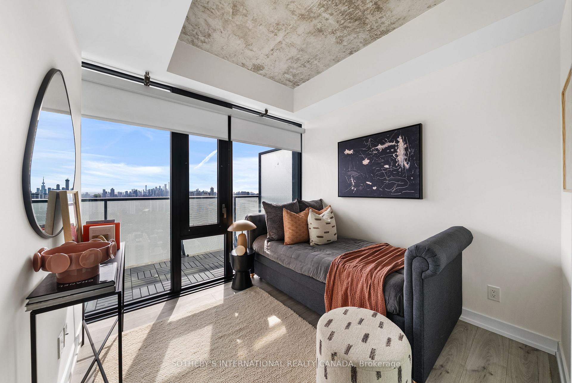 161 Roehampton Avenue