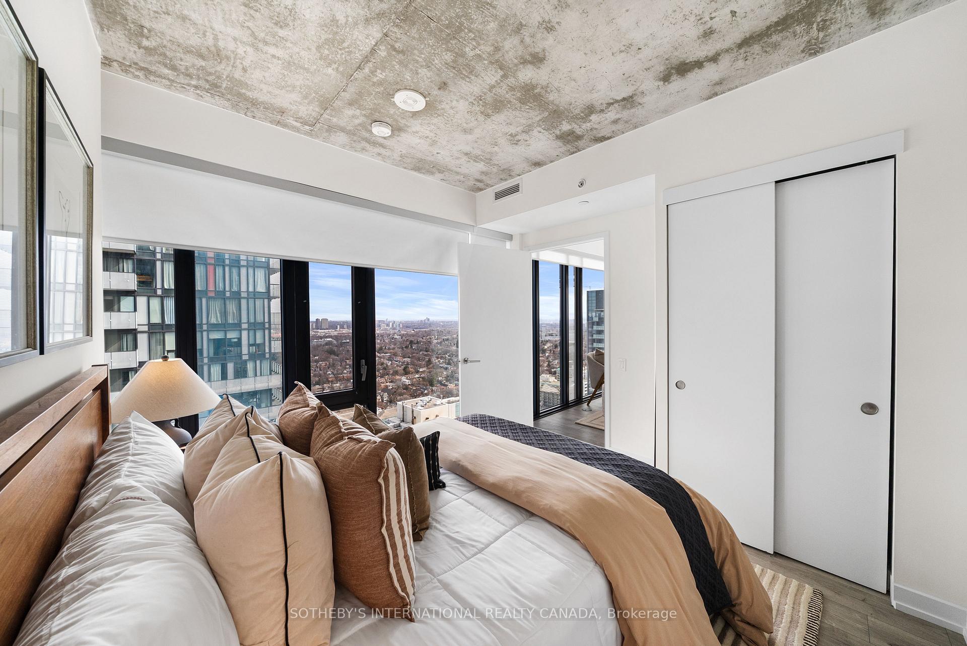 161 Roehampton Avenue