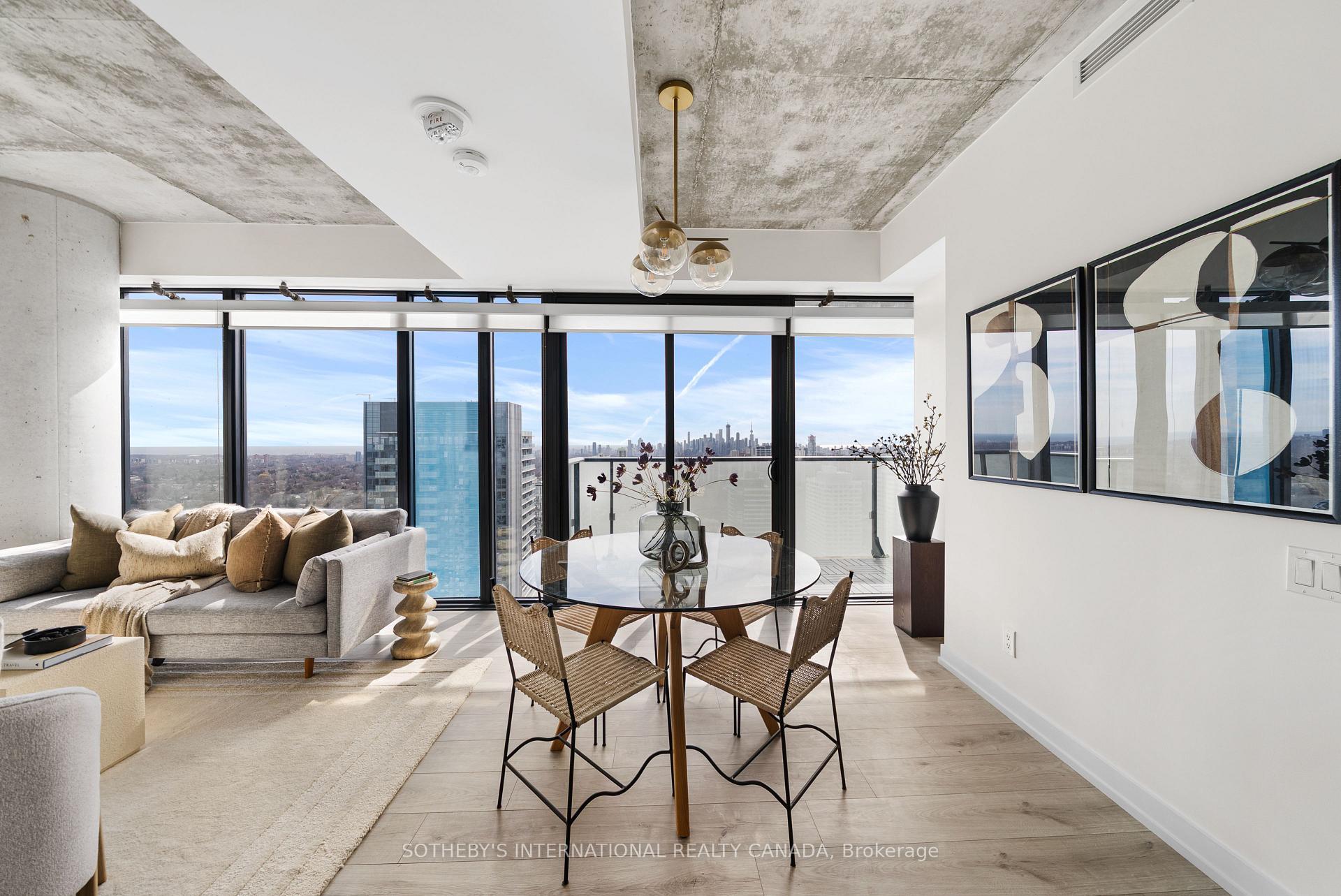 161 Roehampton Avenue