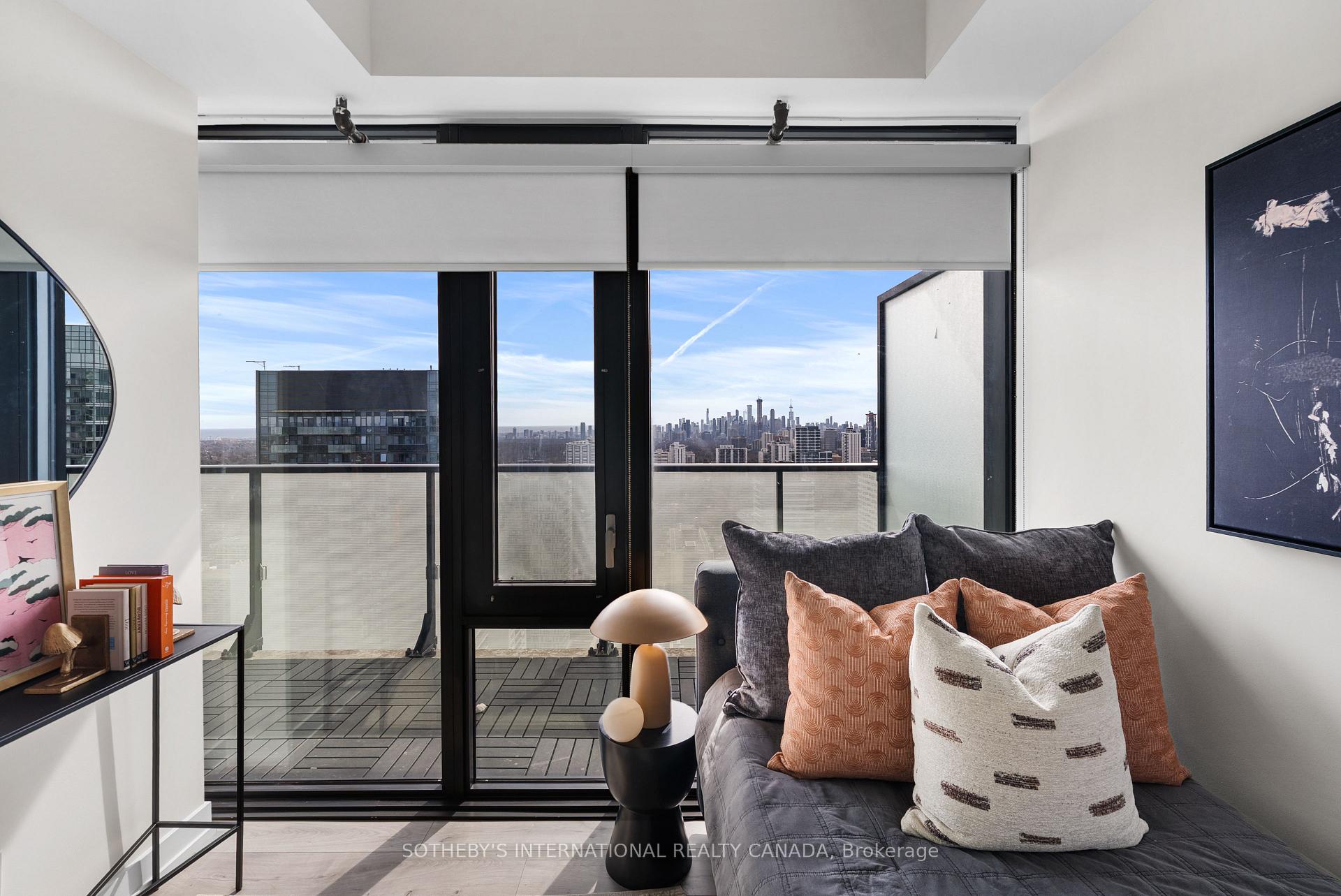 161 Roehampton Avenue