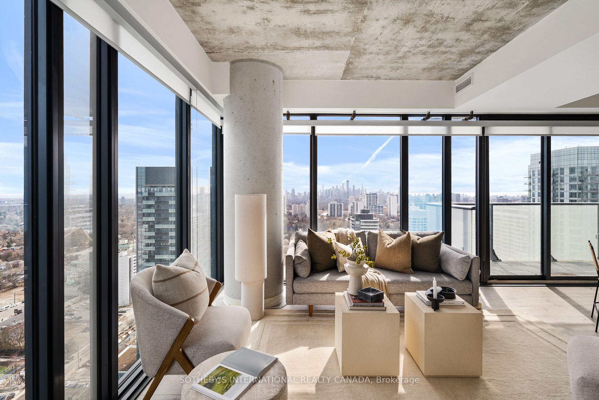 161 Roehampton Avenue