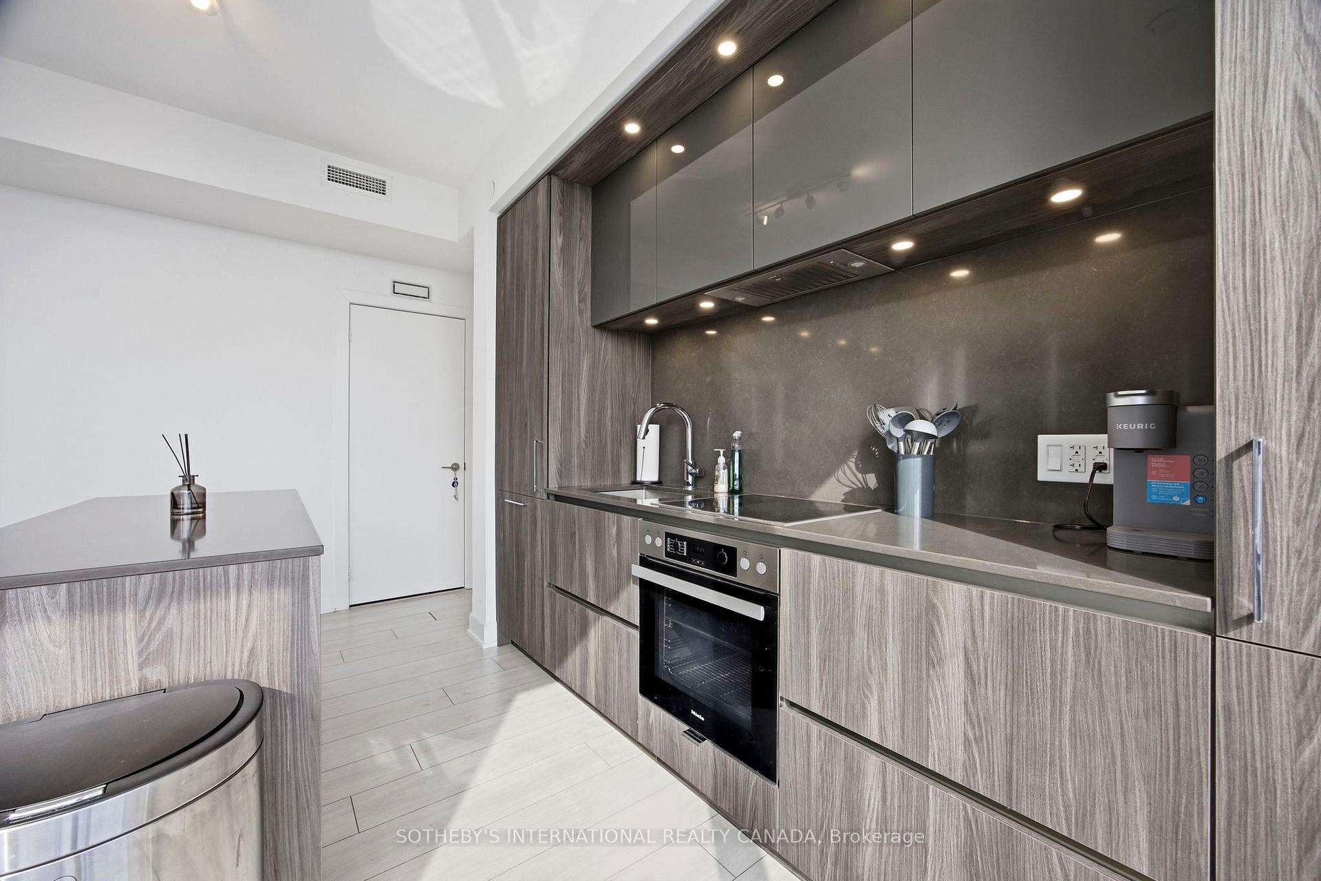 35 Mercer Street 2410