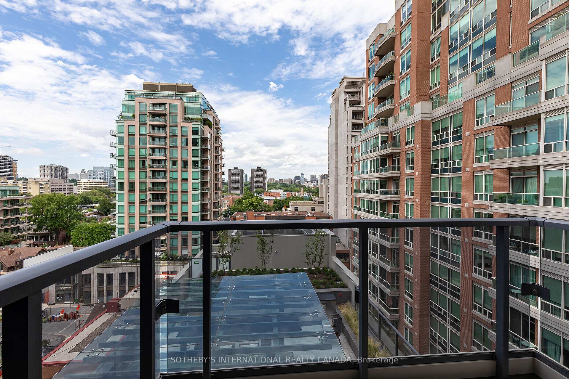 88 Cumberland Street 906