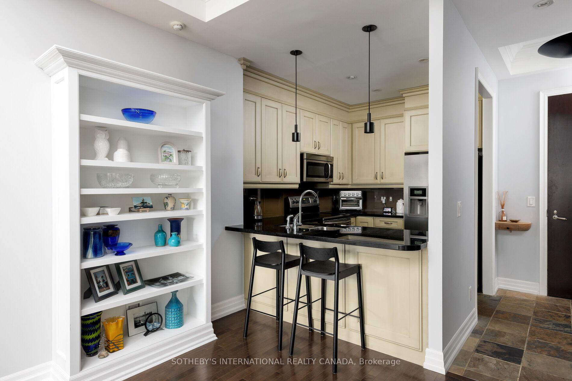 21 Burkebrook Place 225