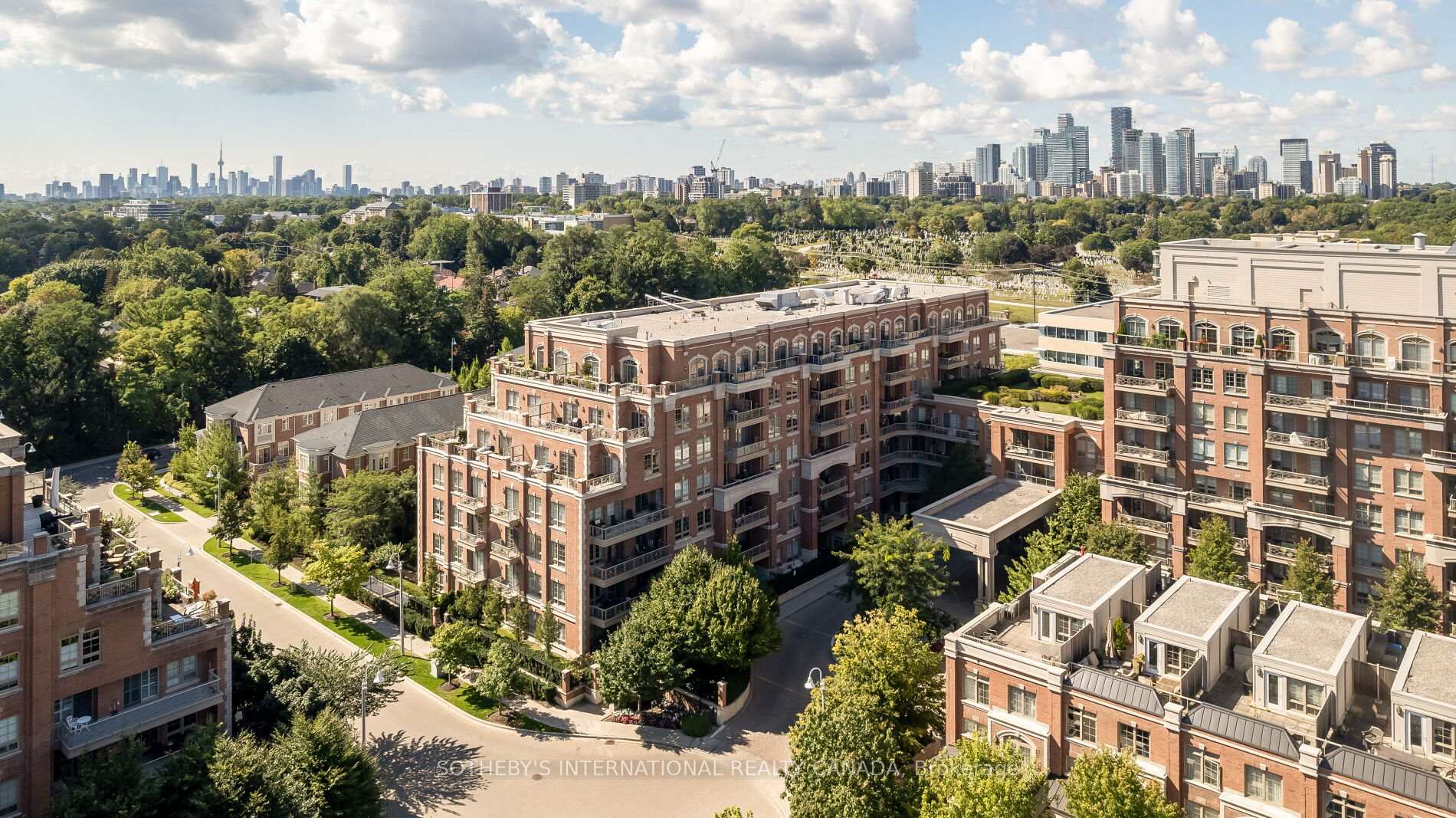 21 Burkebrook Place 225