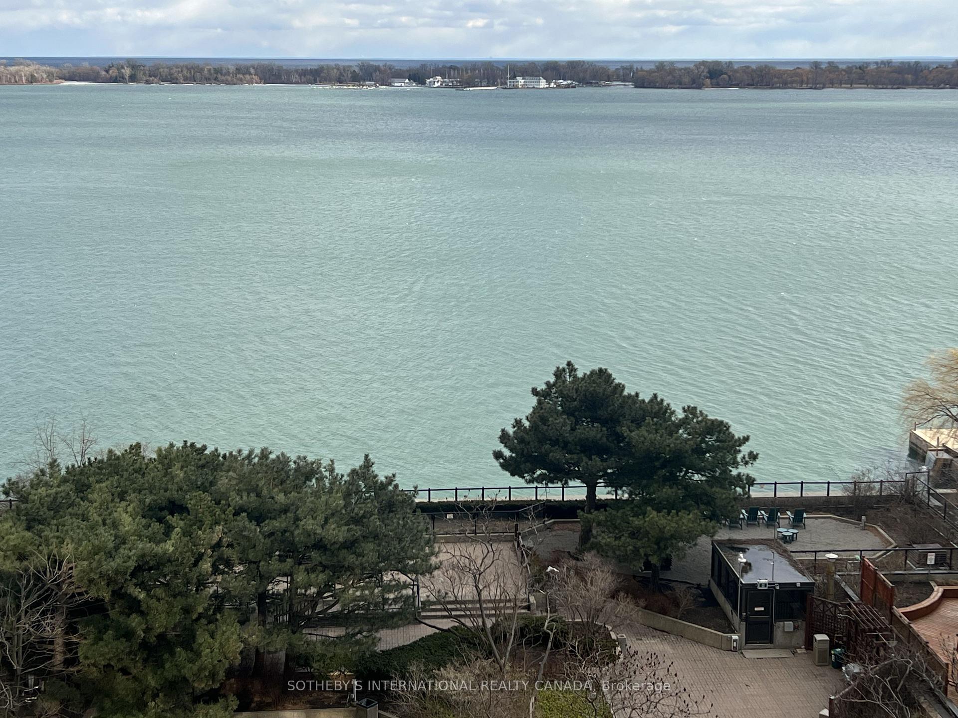 55 Harbour Square 1414